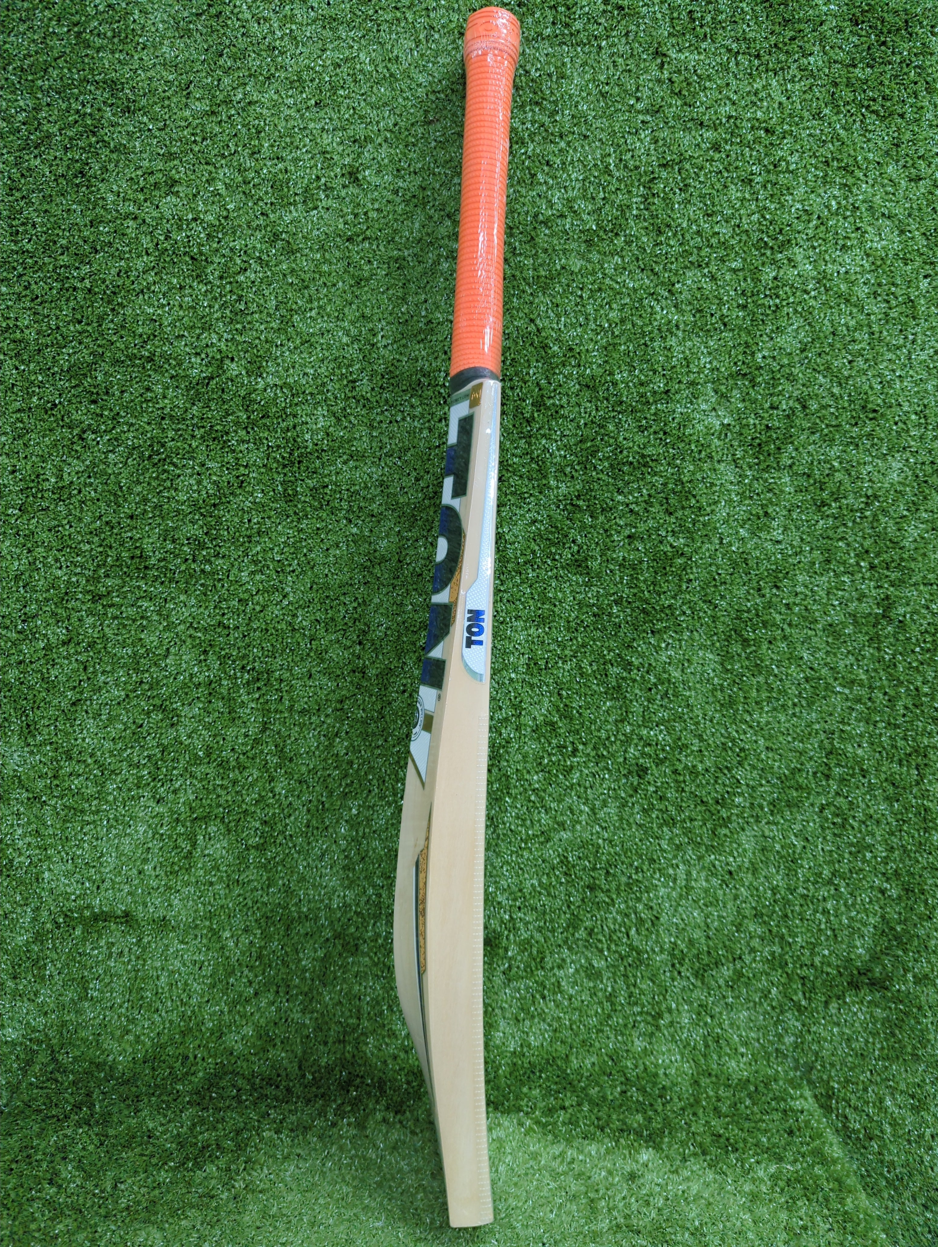 SS TON Dhoni Players Premium Kashmir Willow Cricket Bat