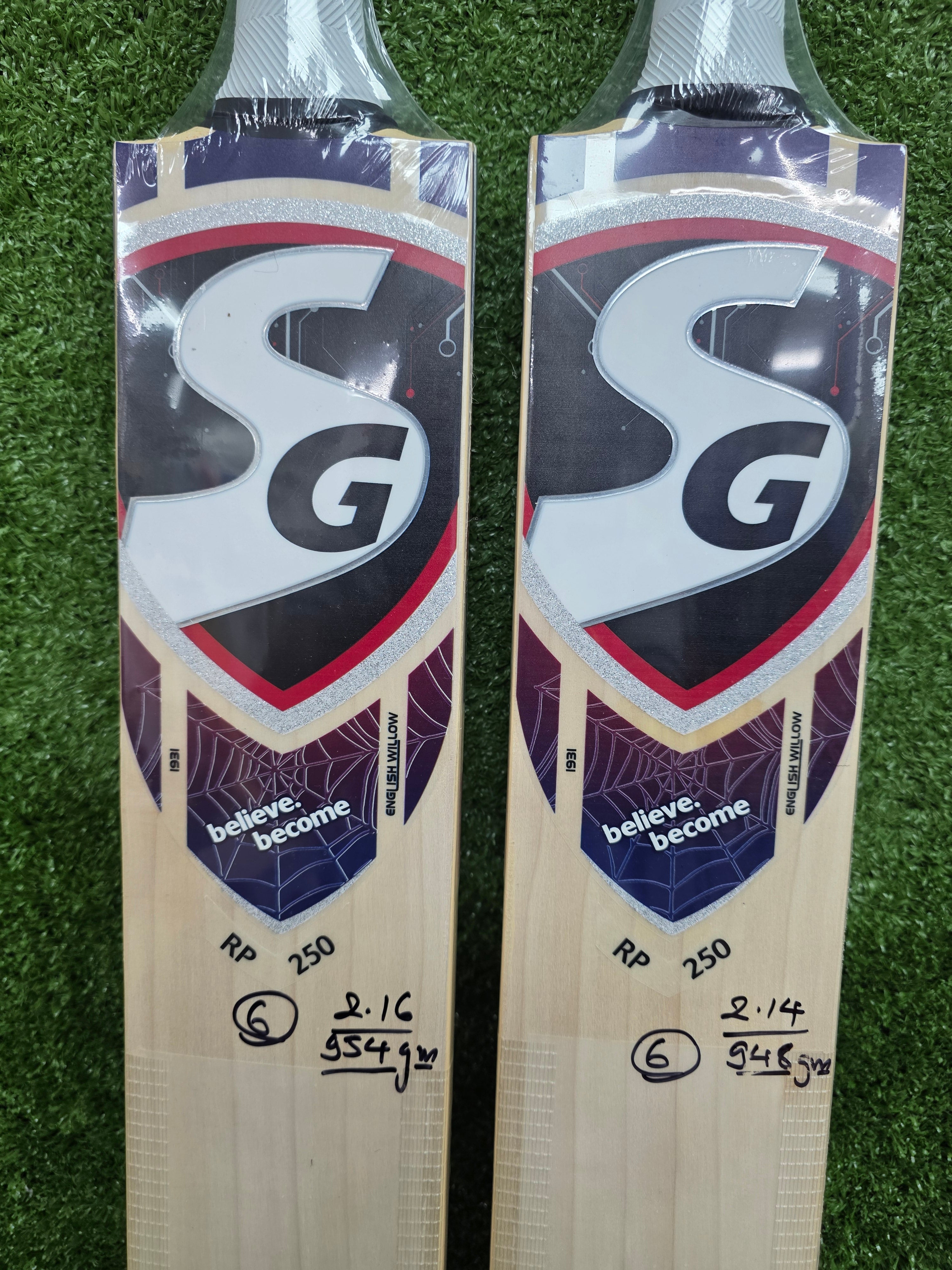 SG RP 250 Junior / Youth English Willow Cricket Bat with STR8Bat Sensor SG