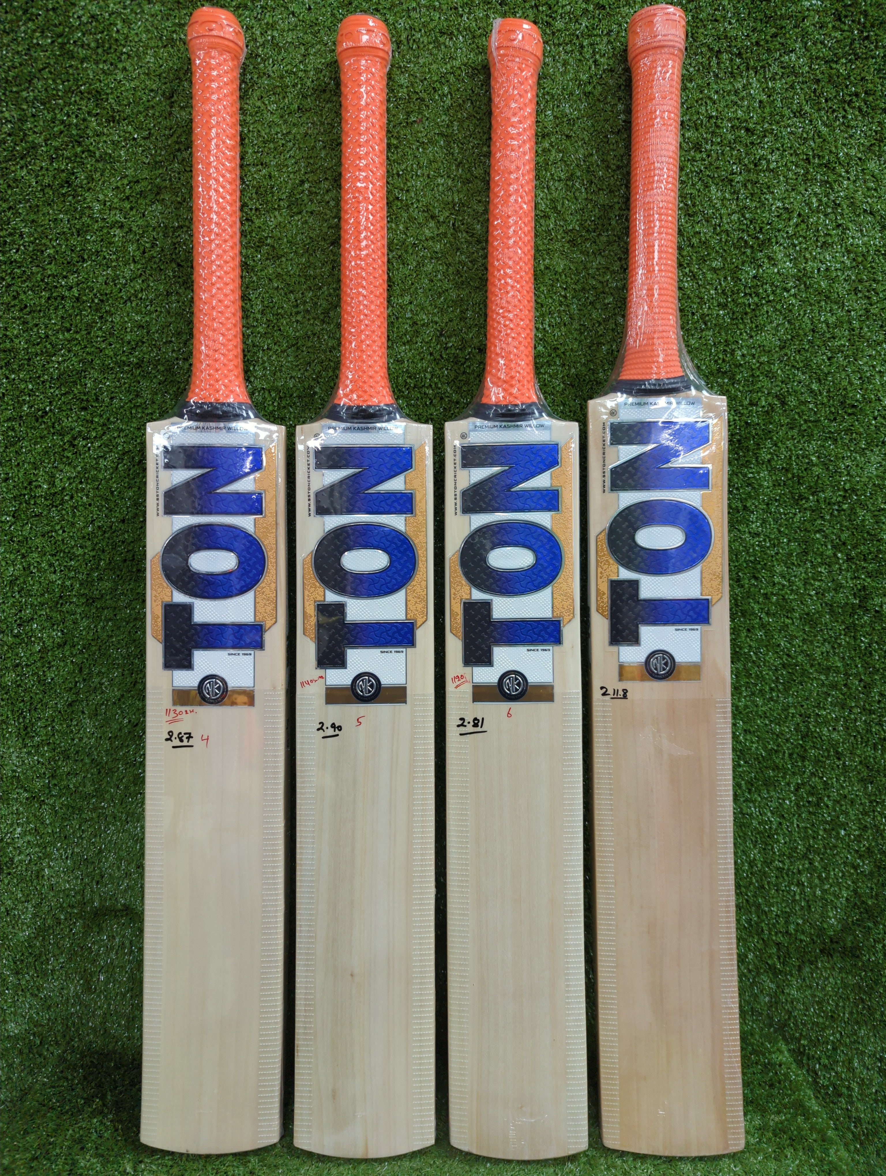 SS TON Dhoni Players Premium Kashmir Willow Cricket Bat