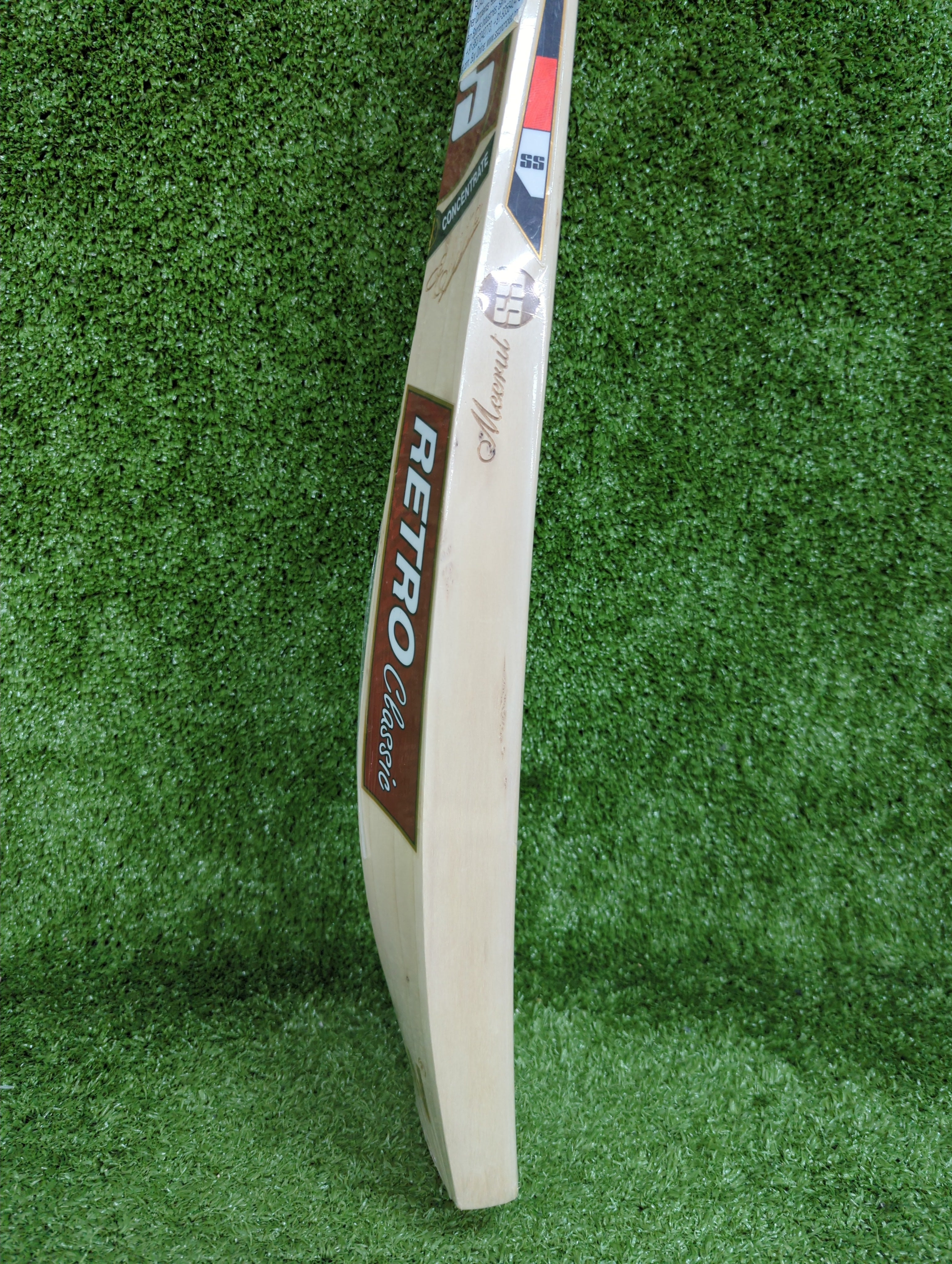 SS VA 900 Retro Classic Elite English Willow Cricket Bat by SS