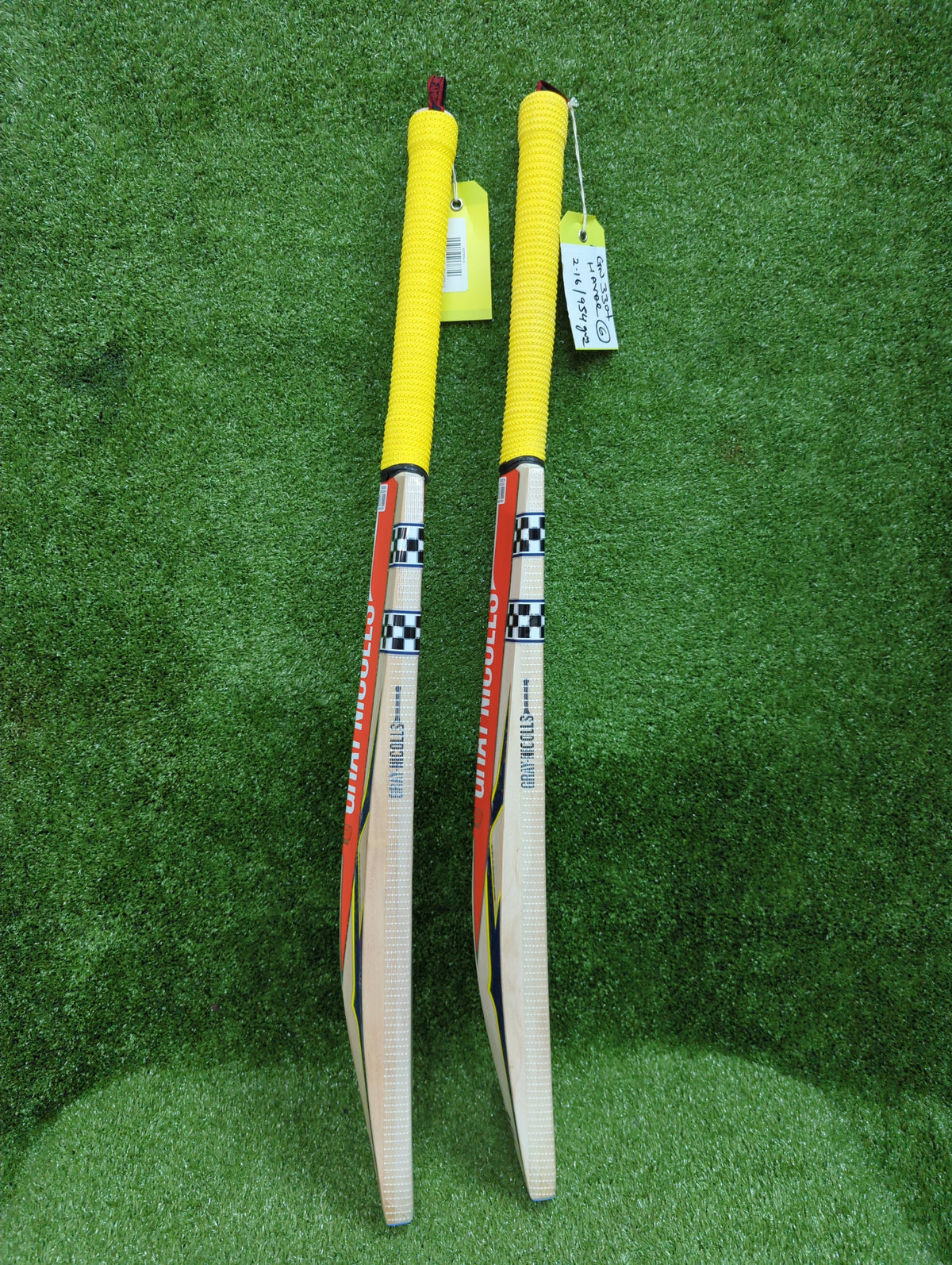 Gray-Nicolls Havoc HB317 GN330+ Junior / Youth English Willow Cricket Bat GN