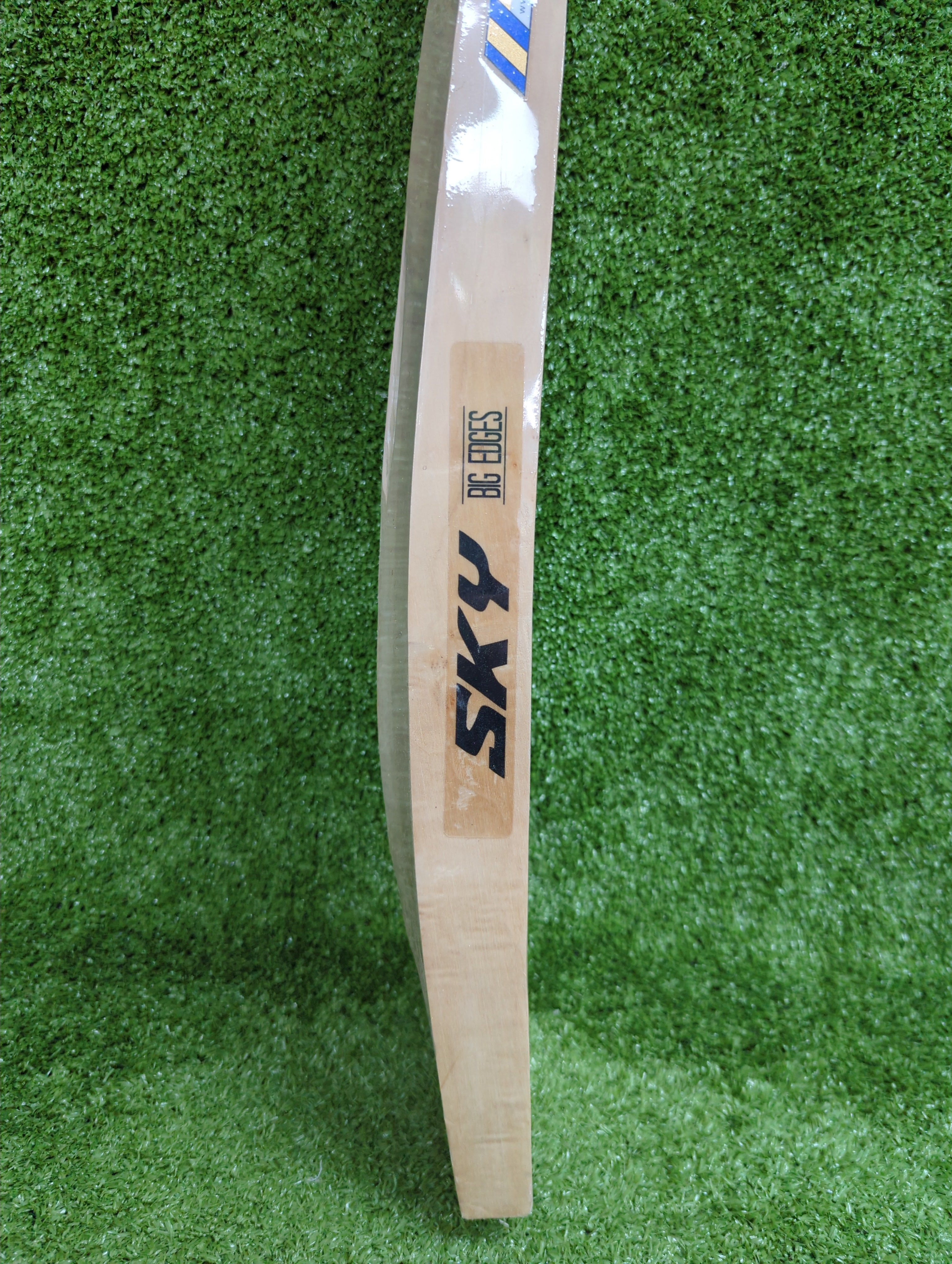 SS SKY Jumbo Scoop Tennis Cricket Bat