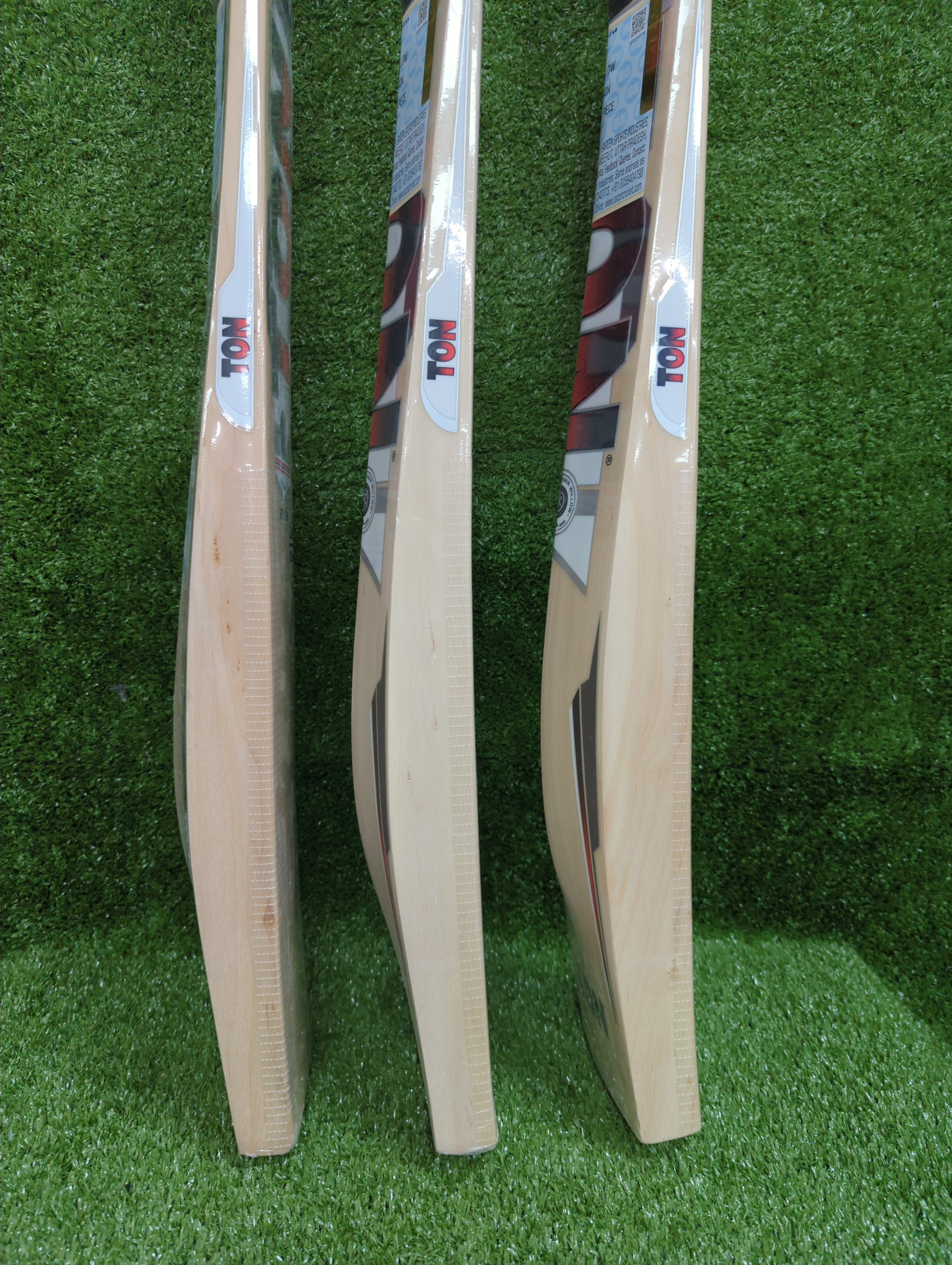 SS TON Revolution Kashmir Willow Cricket Bat by SS - close-up detail - TopCricketStore