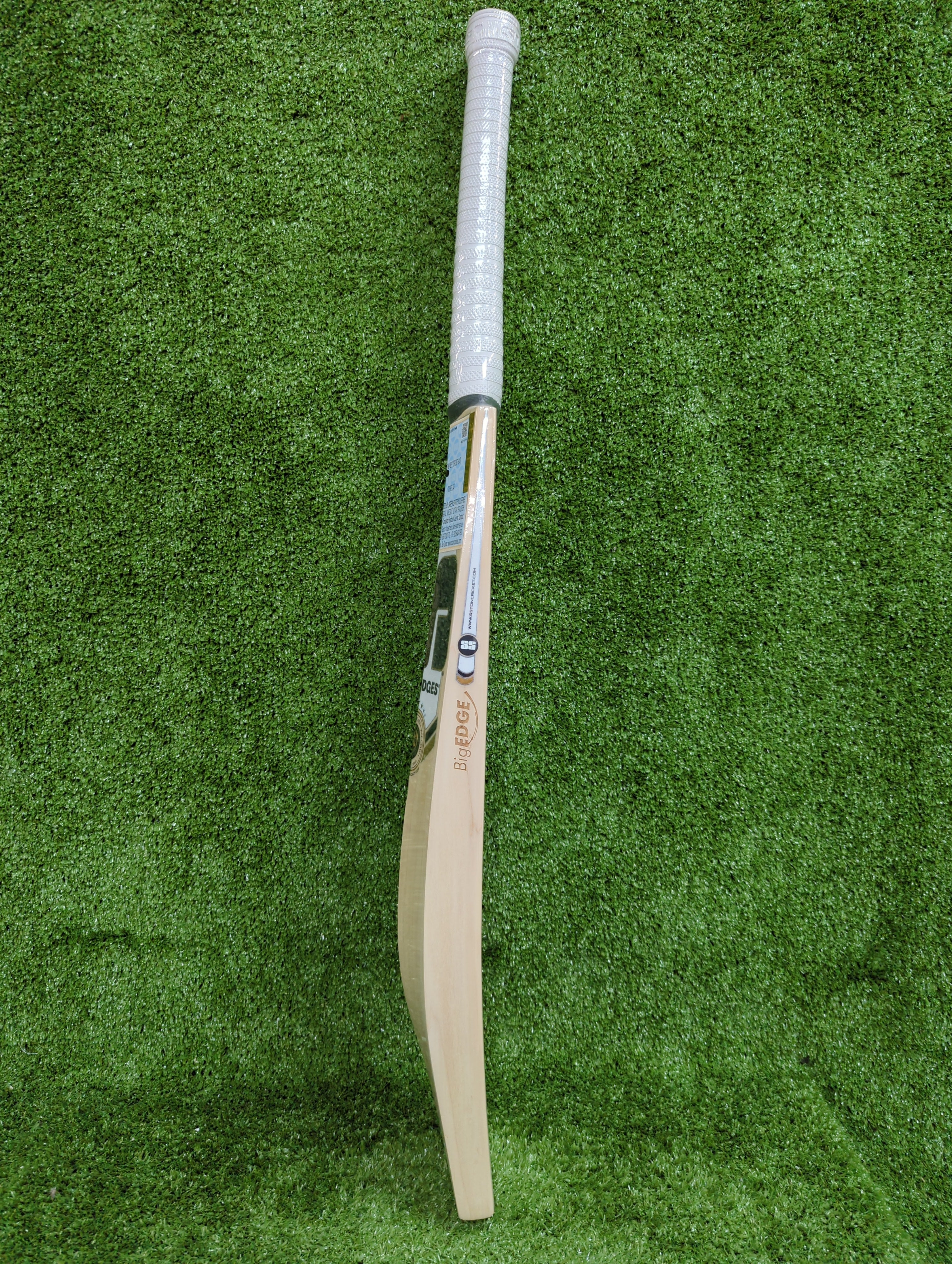 SS Player 2000 English Willow Cricket Bat (Yellow Sticker)