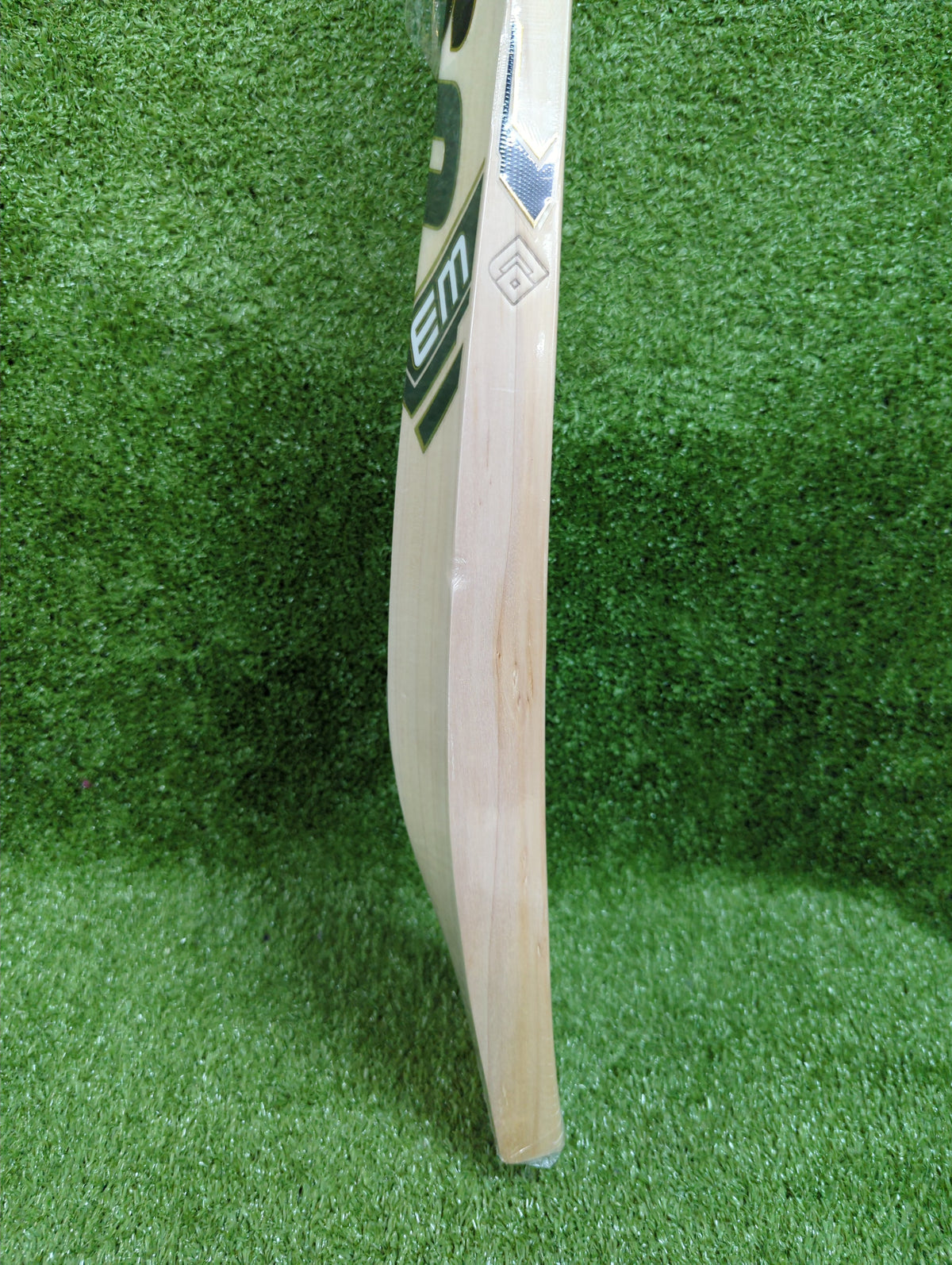 EM 360 No. 17 AB de Villiers English Willow Cricket Bat EM