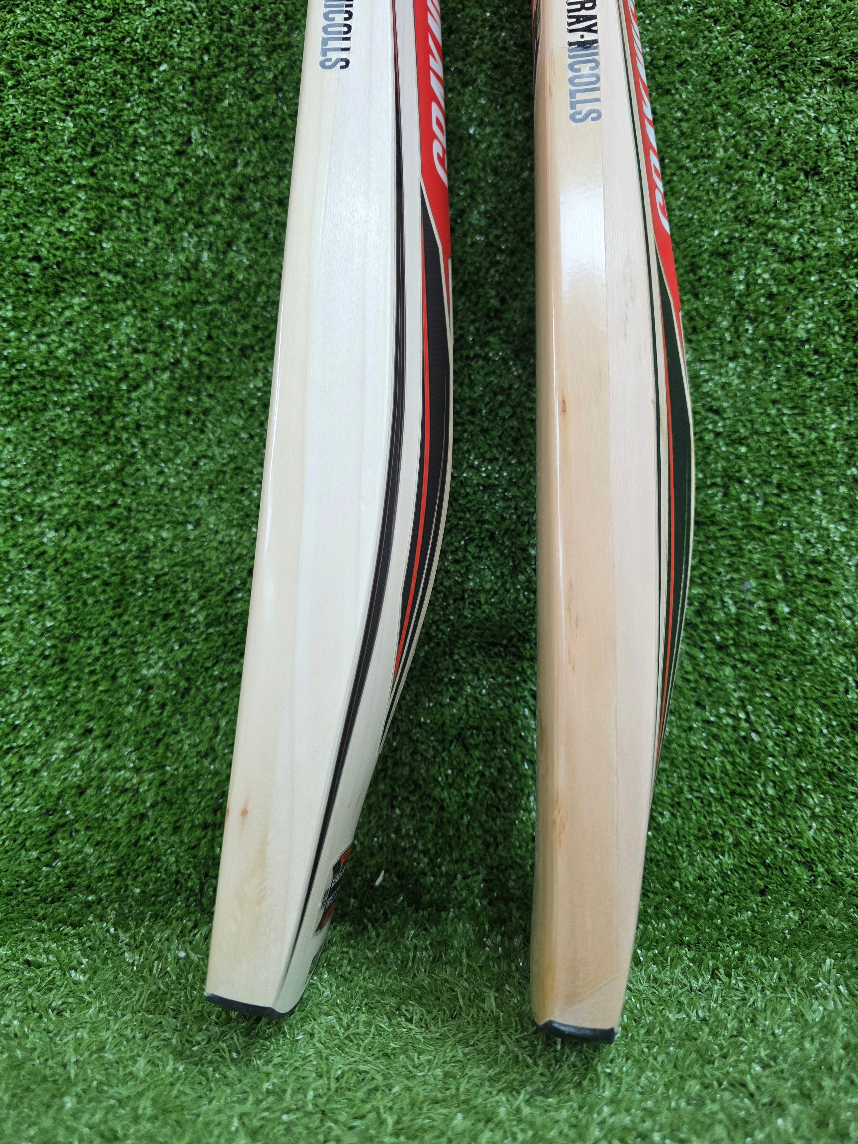 Gray-Nicolls Imperia Gen 1.0 GN550 Junior / Youth English Willow Cricket Bat