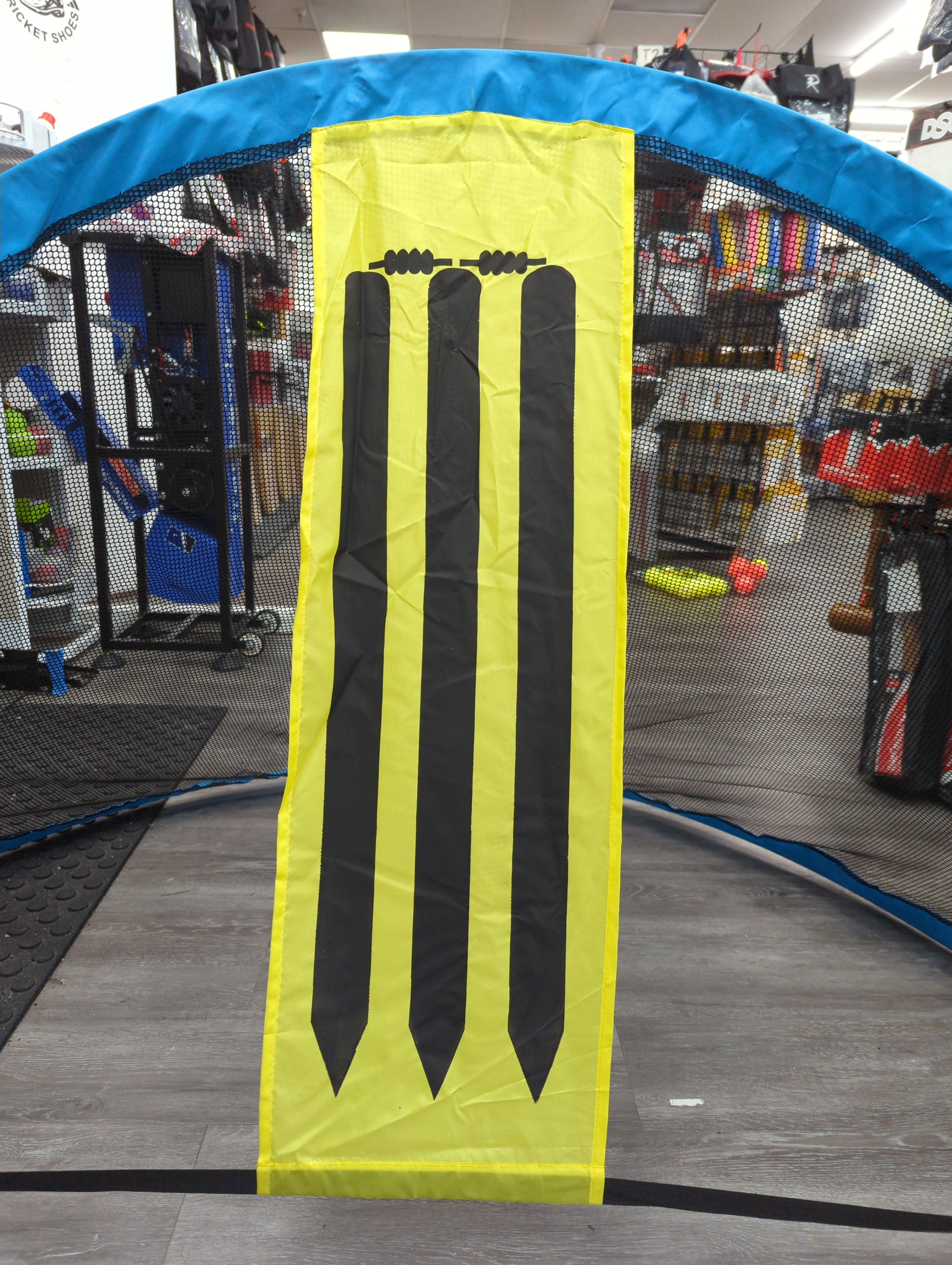 Cougar Practice Net Popup Goal Cricket Net by Cougar