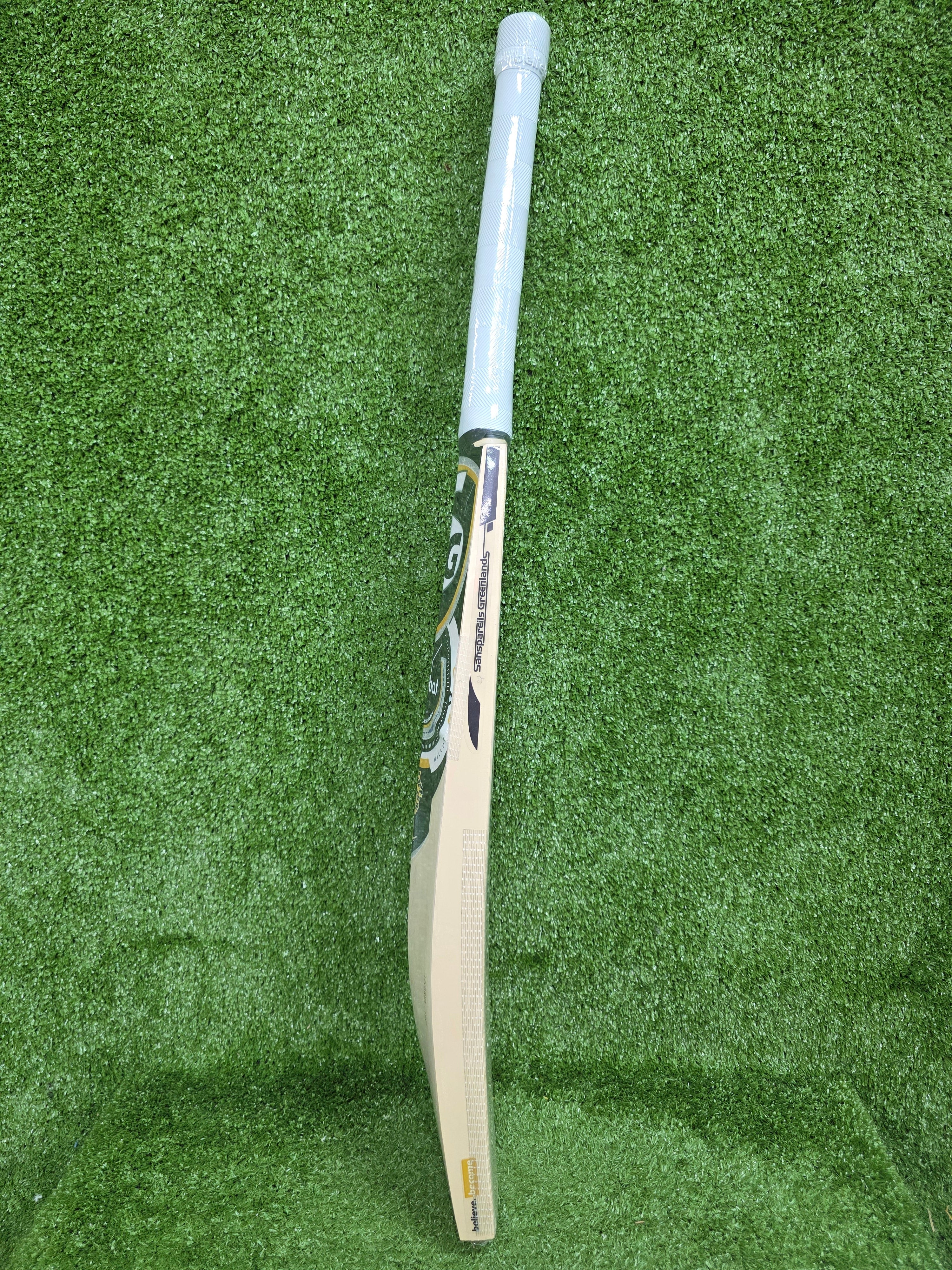 SG HP 250 English Willow Cricket Bat with STR8Bat Sensor