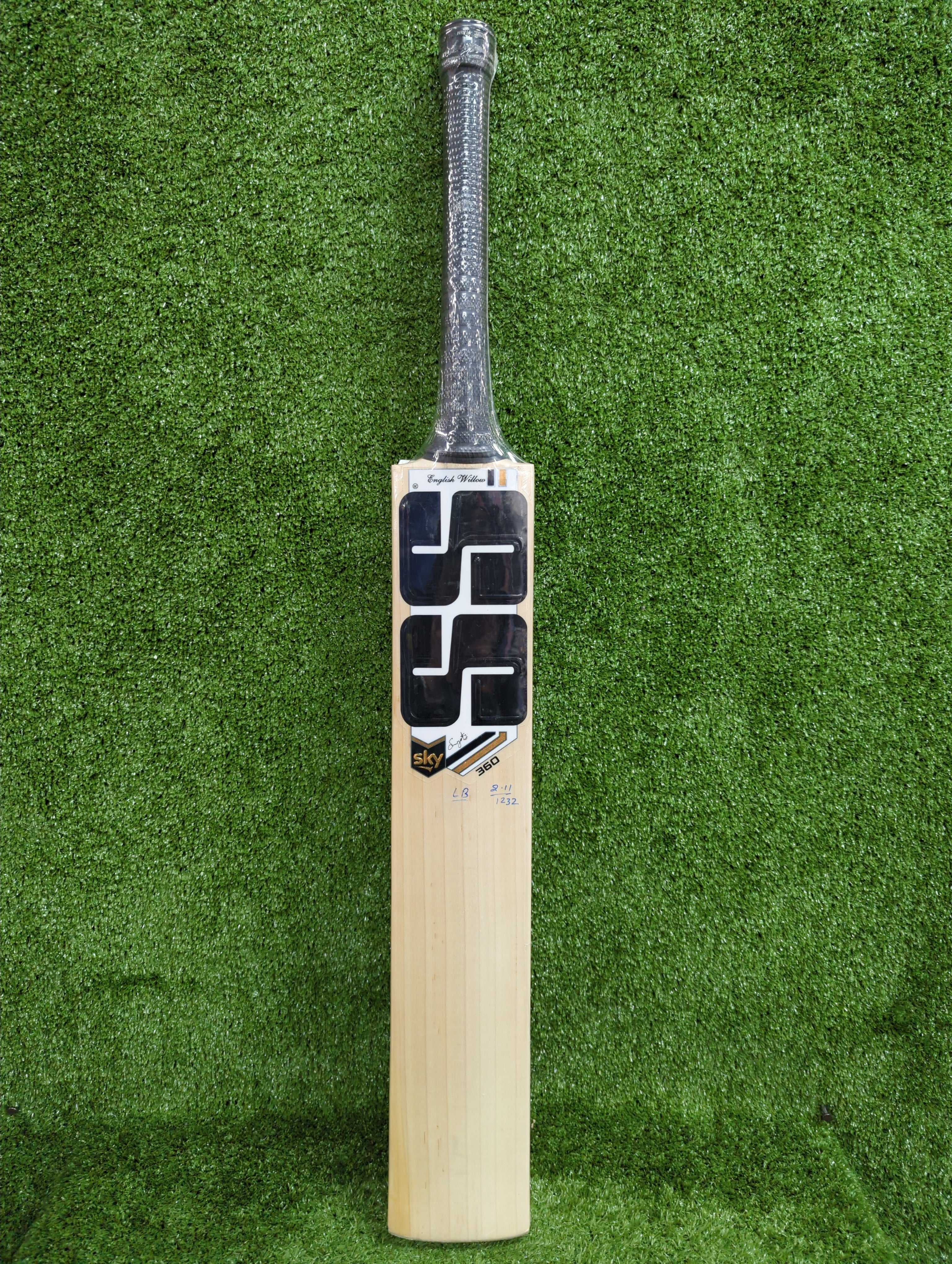 SS Sky 360 English Willow Cricket Bat - Long Blade