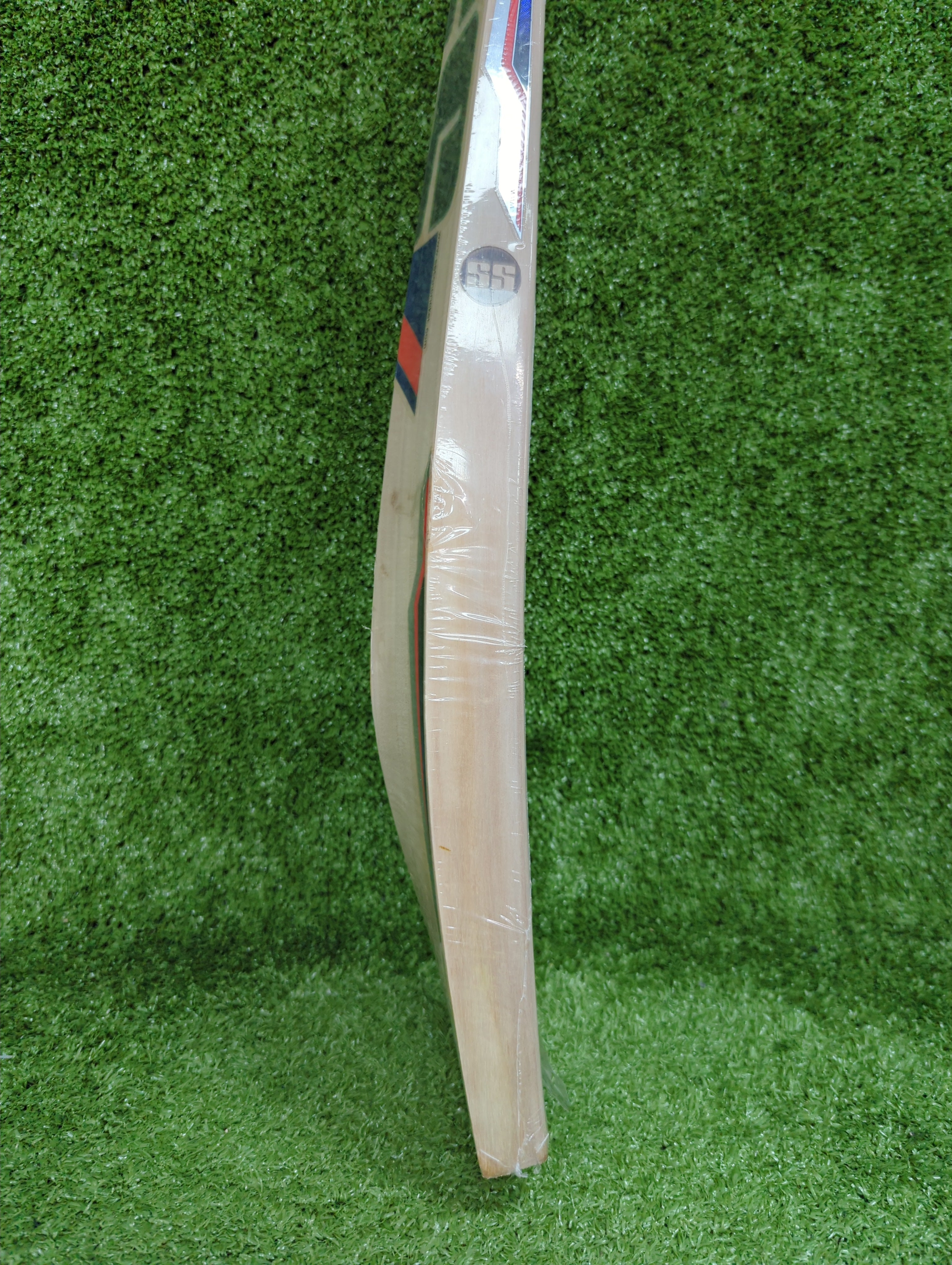 SS Core Maximus Grade 1 English Willow Cricket Bat (Blue Sticker) by SS