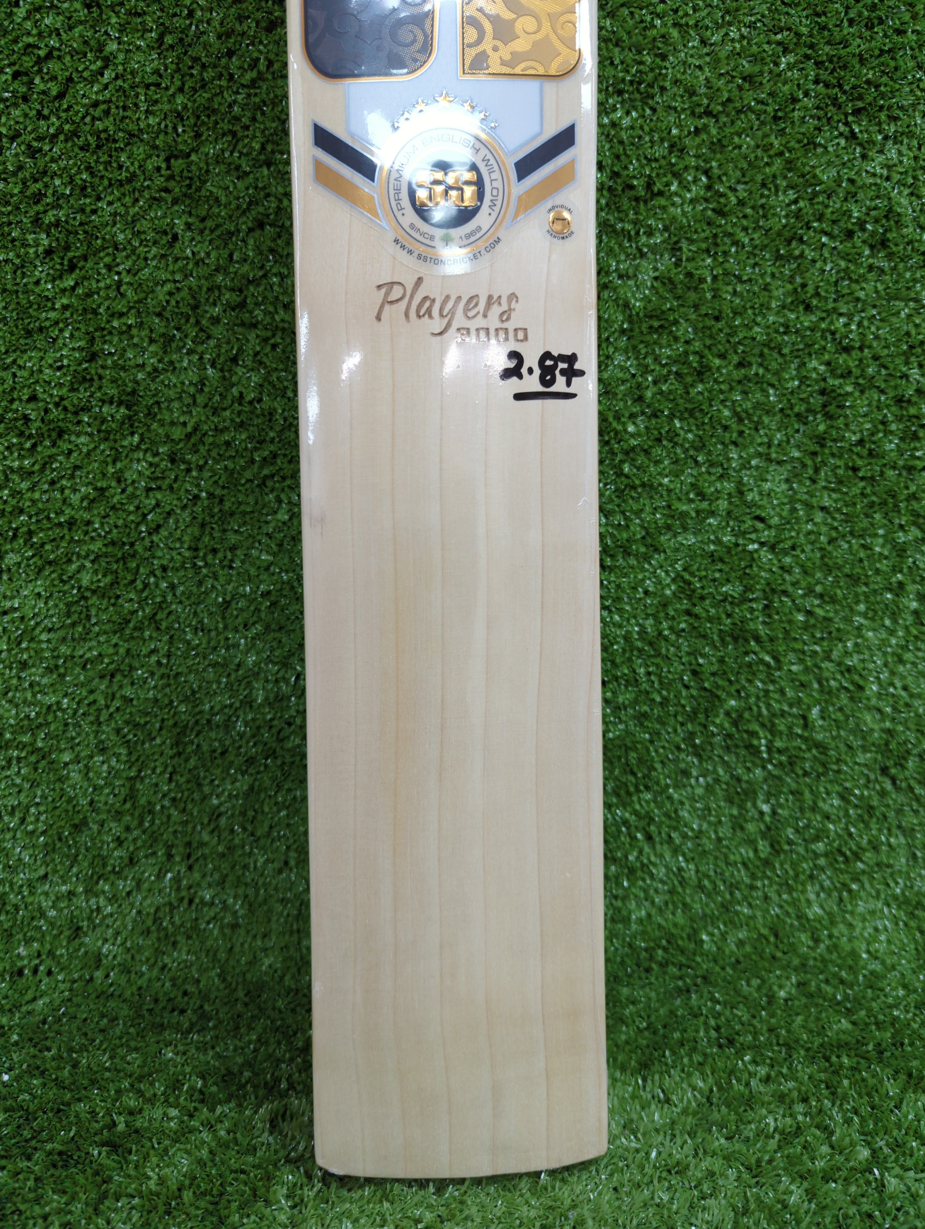 SS Player 3000 English Willow Cricket Bat (Yellow Sticker)