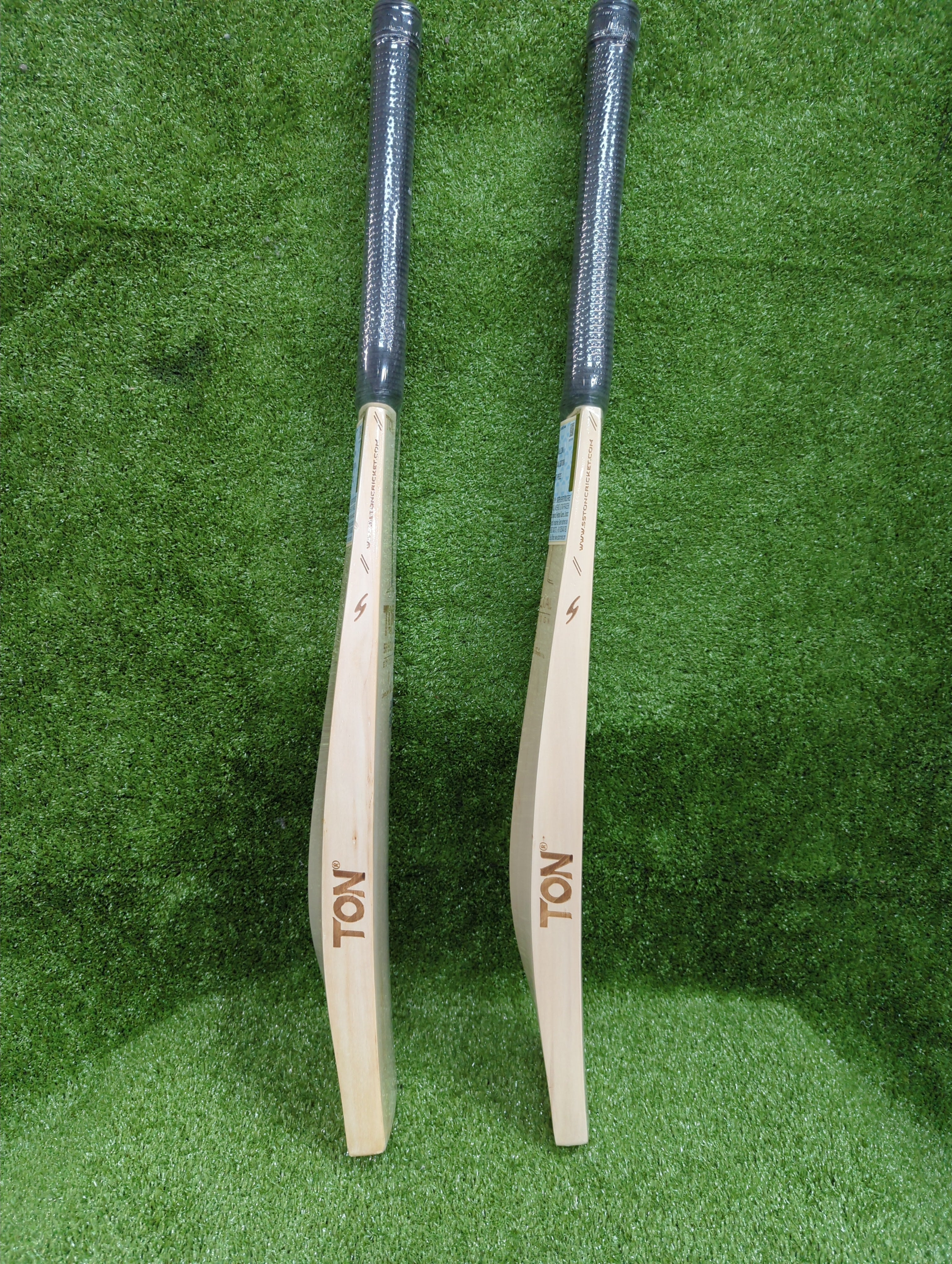 SS Ton Special Edition English Willow Cricket Bat SS