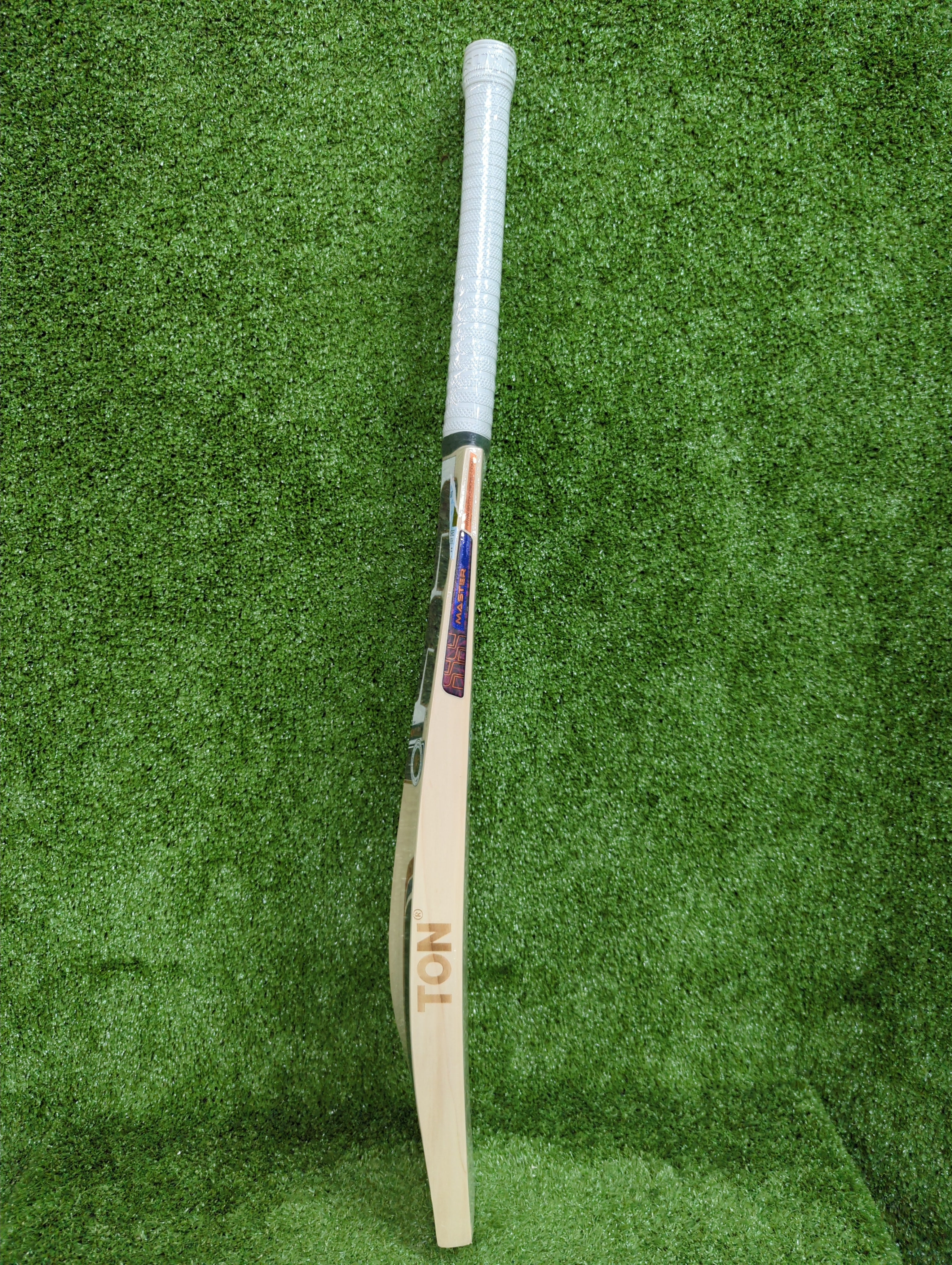 SS Master 5000 English Willow Cricket Bat