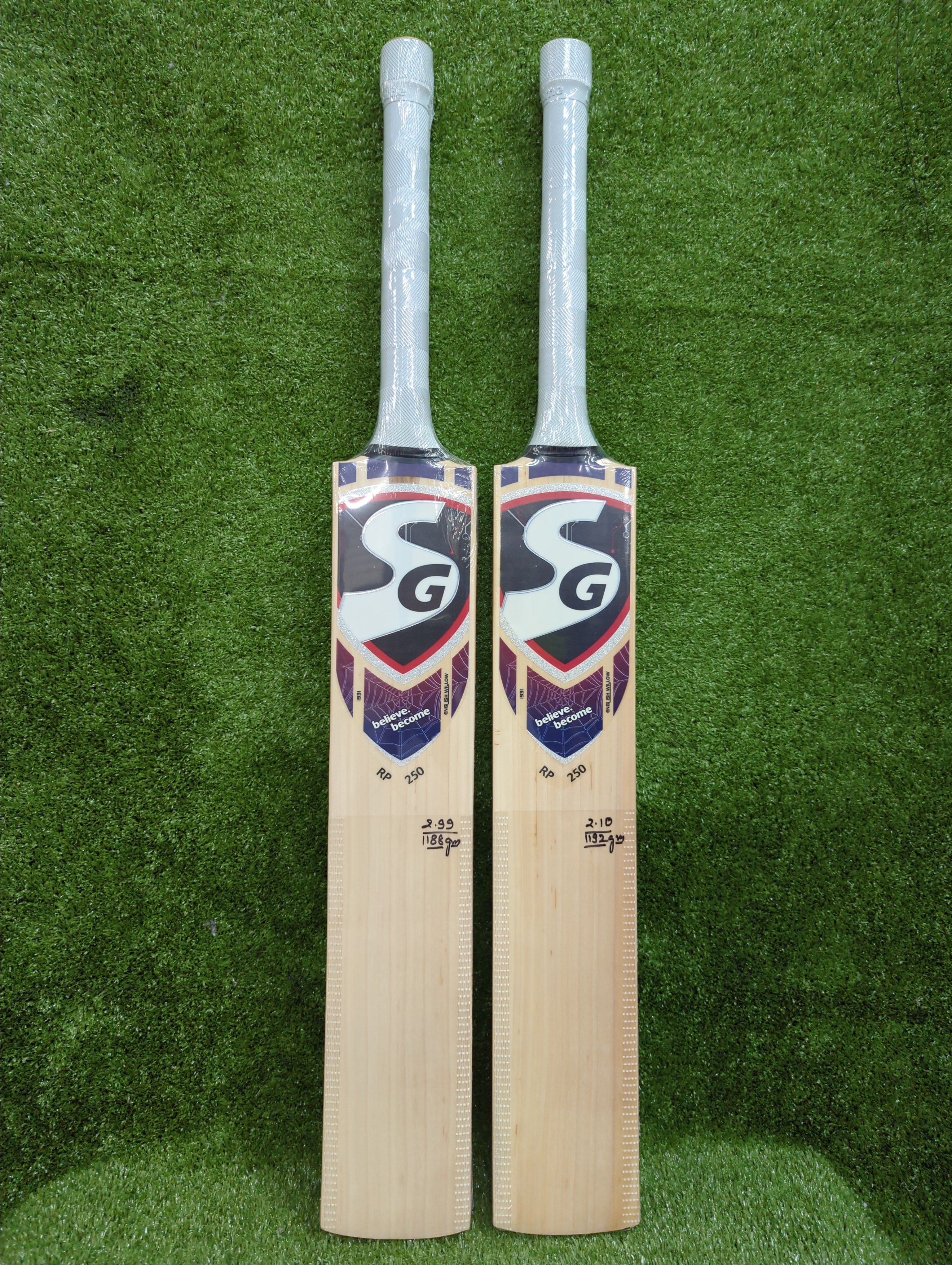 SG RP 250 English Willow Cricket Bat with STR8Bat Sensor SG