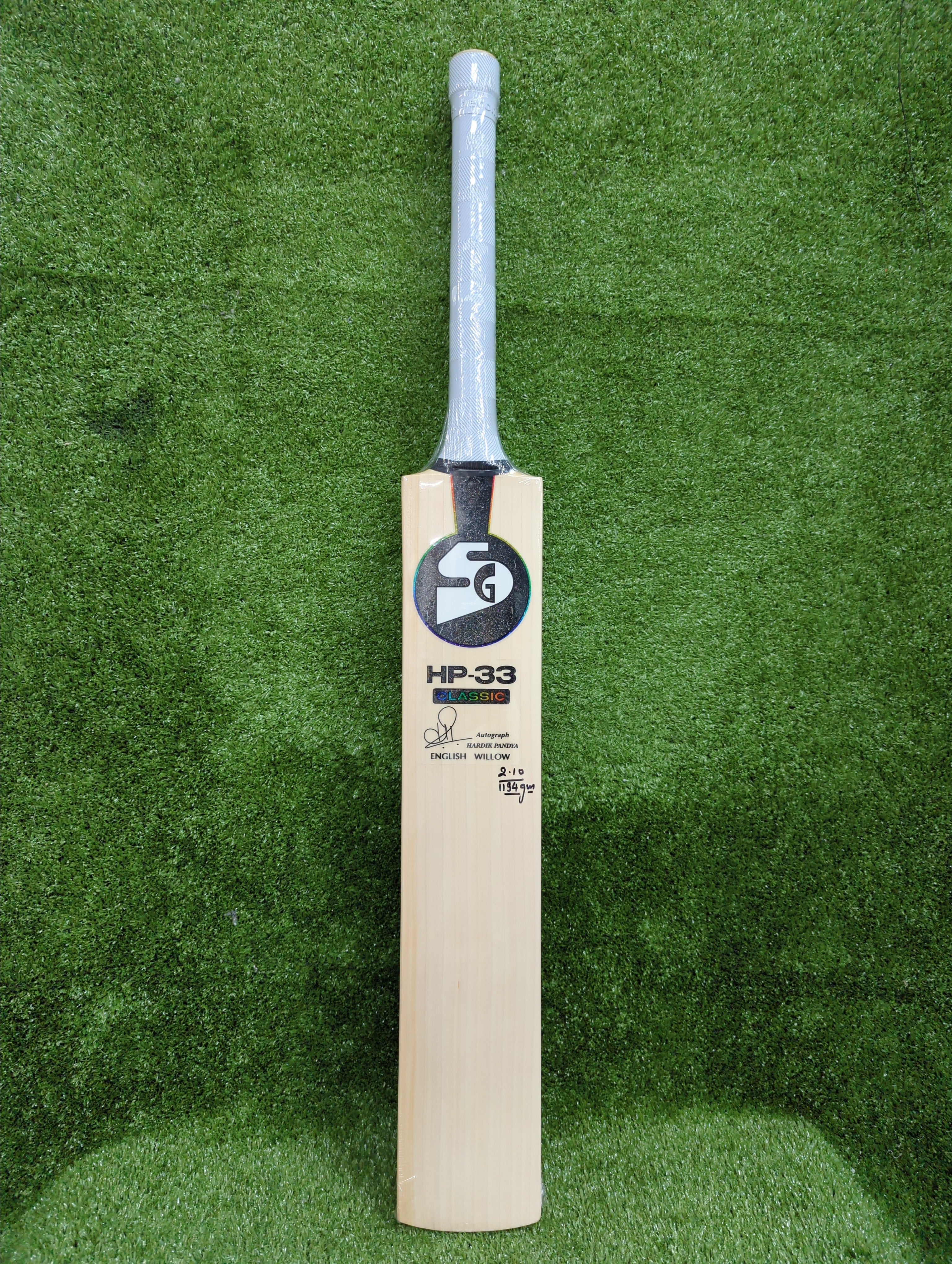 SG HP-33 Classic English Willow Cricket Bat SG