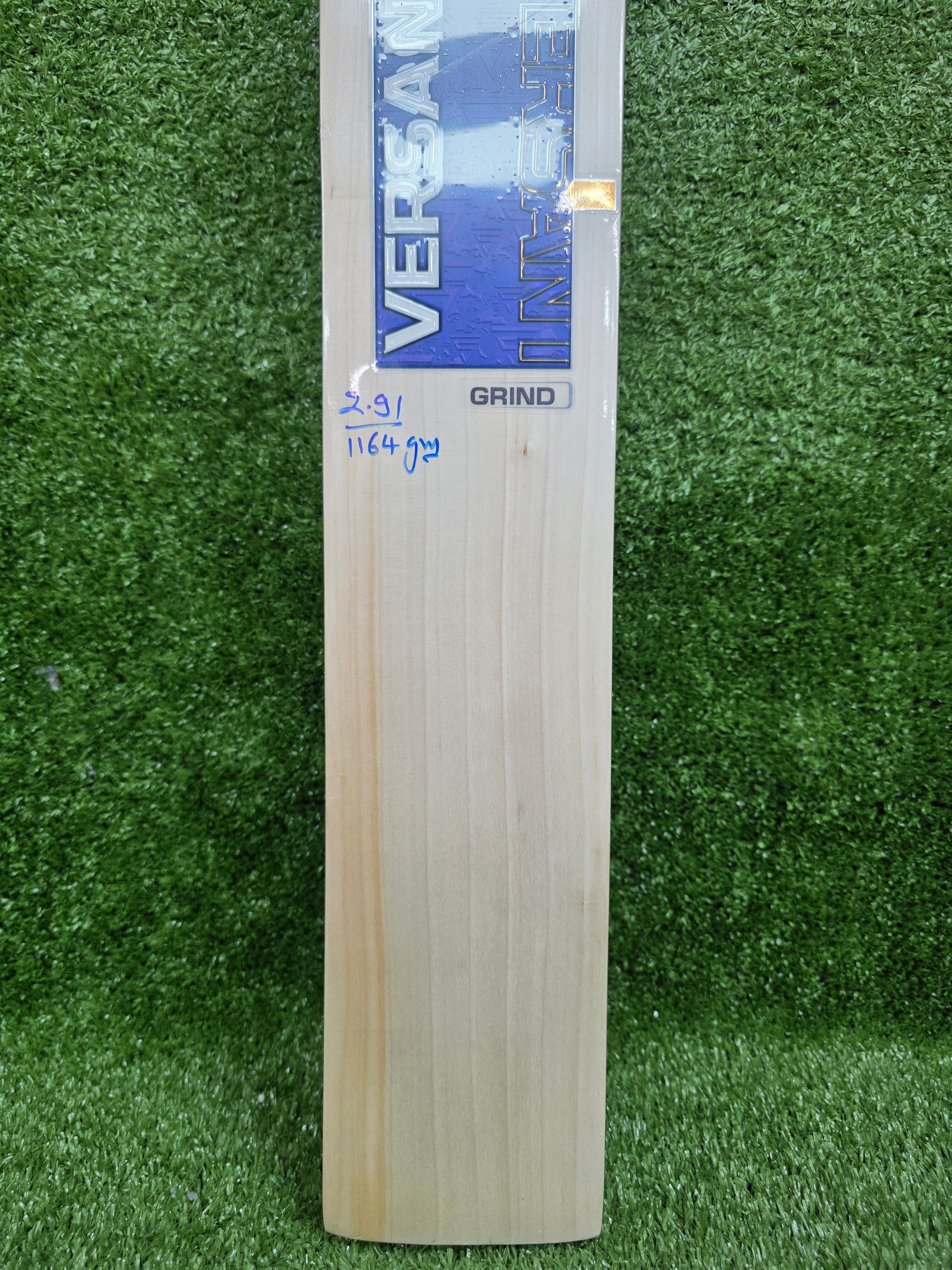 Versant Grind English Willow Cricket Bat - Short Handle Versant