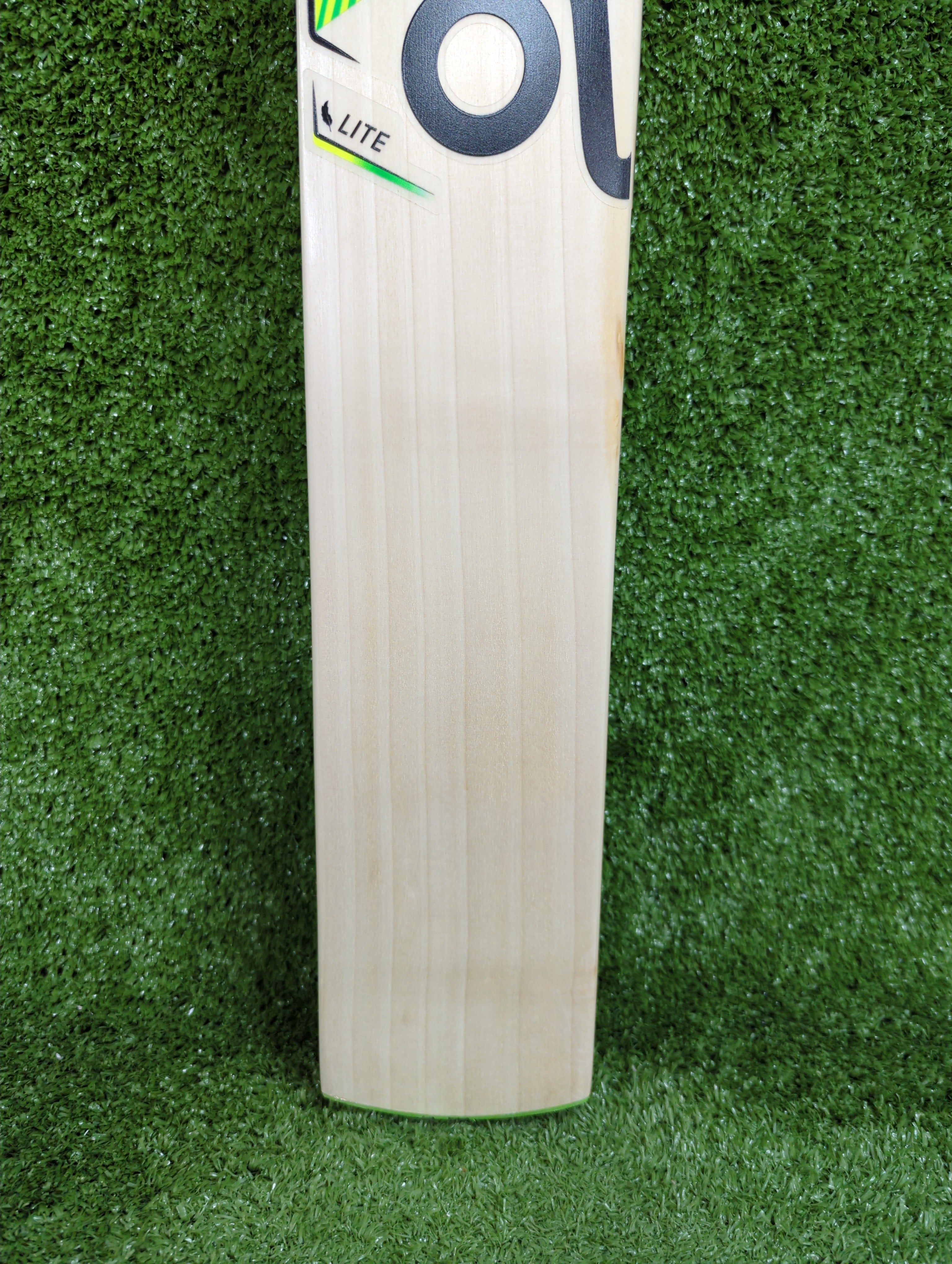 Kookaburra Kahuna Lite English Willow Cricket Bat