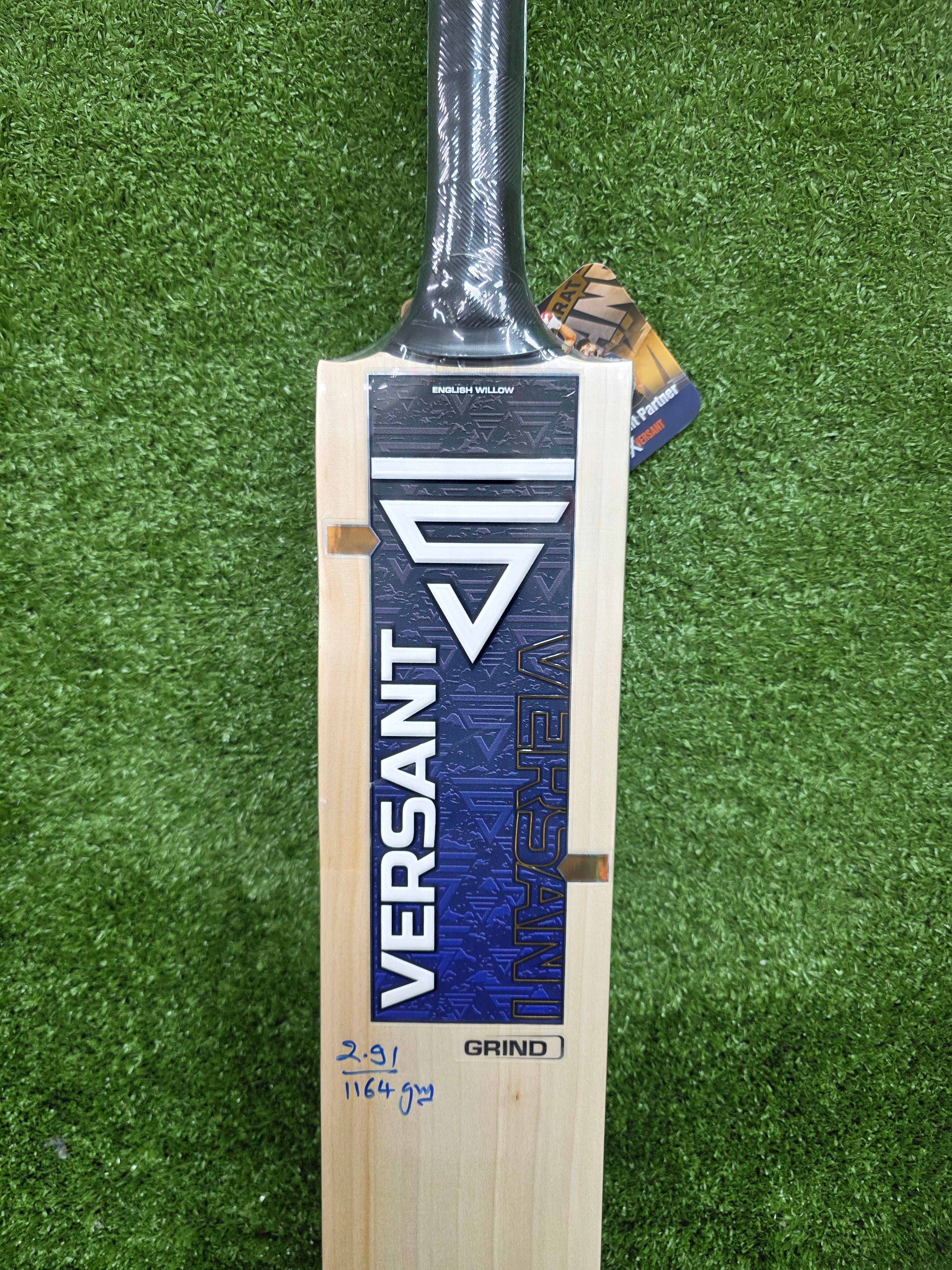 Versant Grind English Willow Cricket Bat - Short Handle Versant