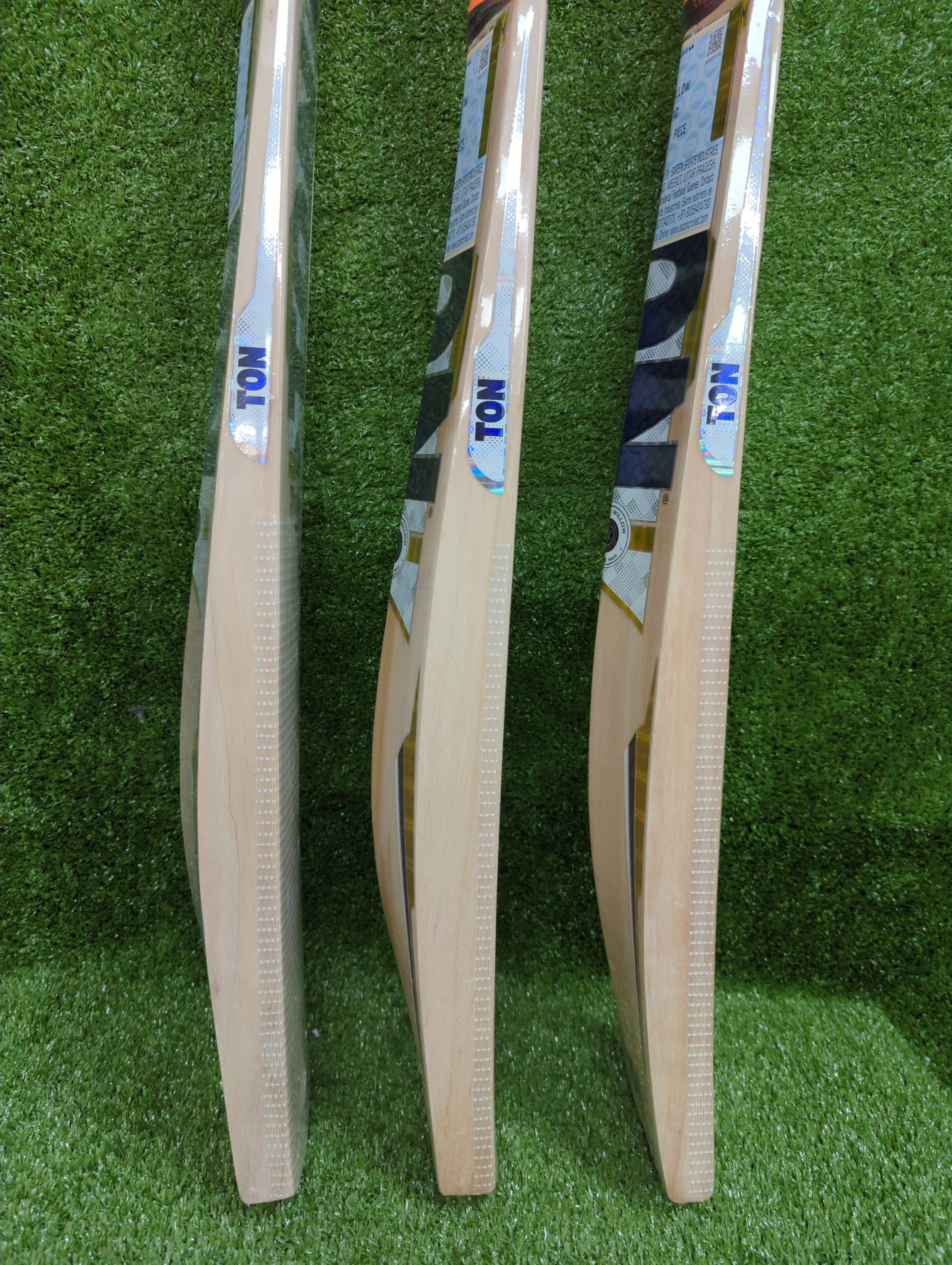 SS TON M.S. Dhoni Thala Legend Kashmir Willow Cricket Bat SS