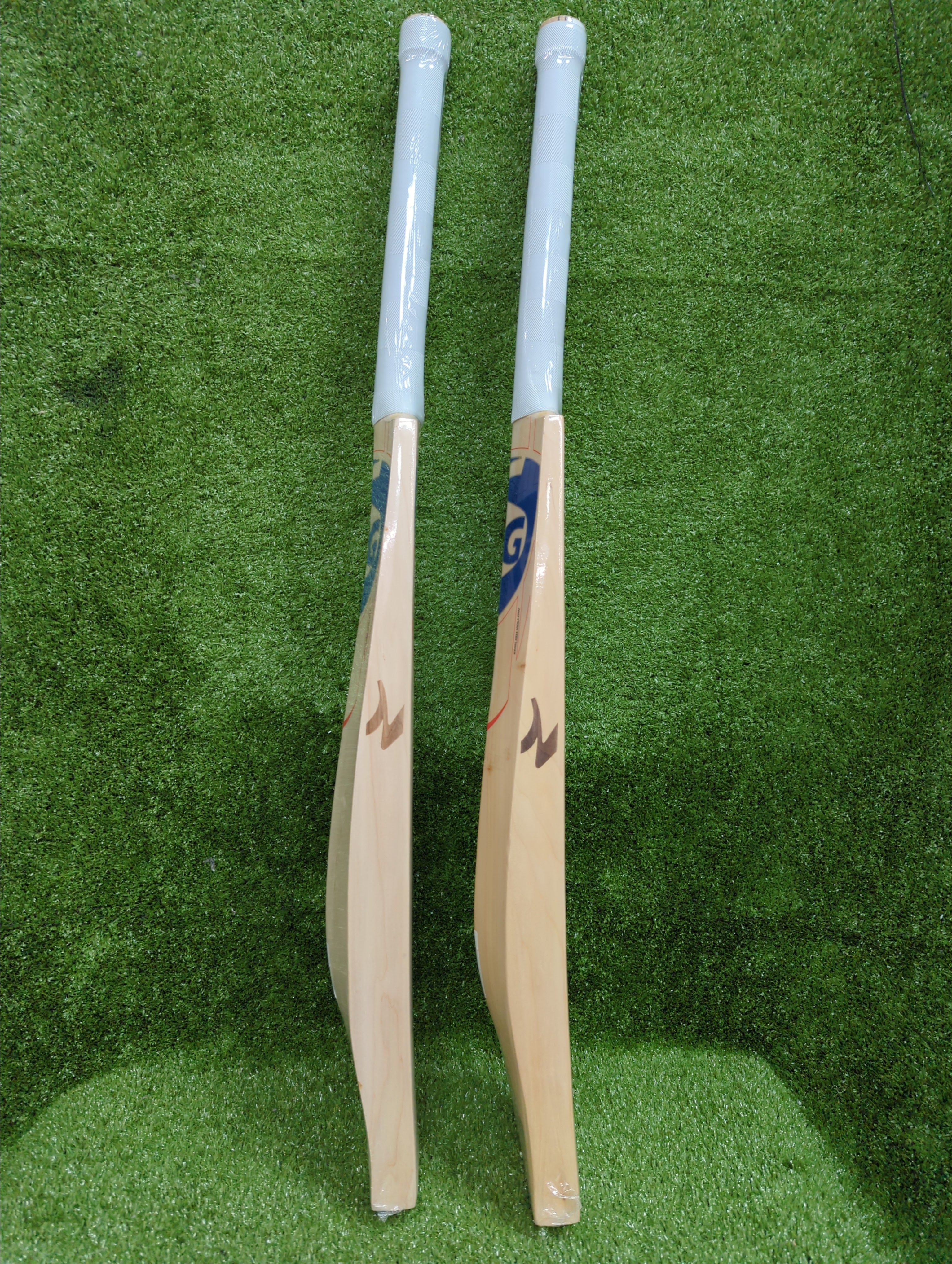 SG King of Jungle 3 (KOJ 3) English Willow Cricket Bat SG