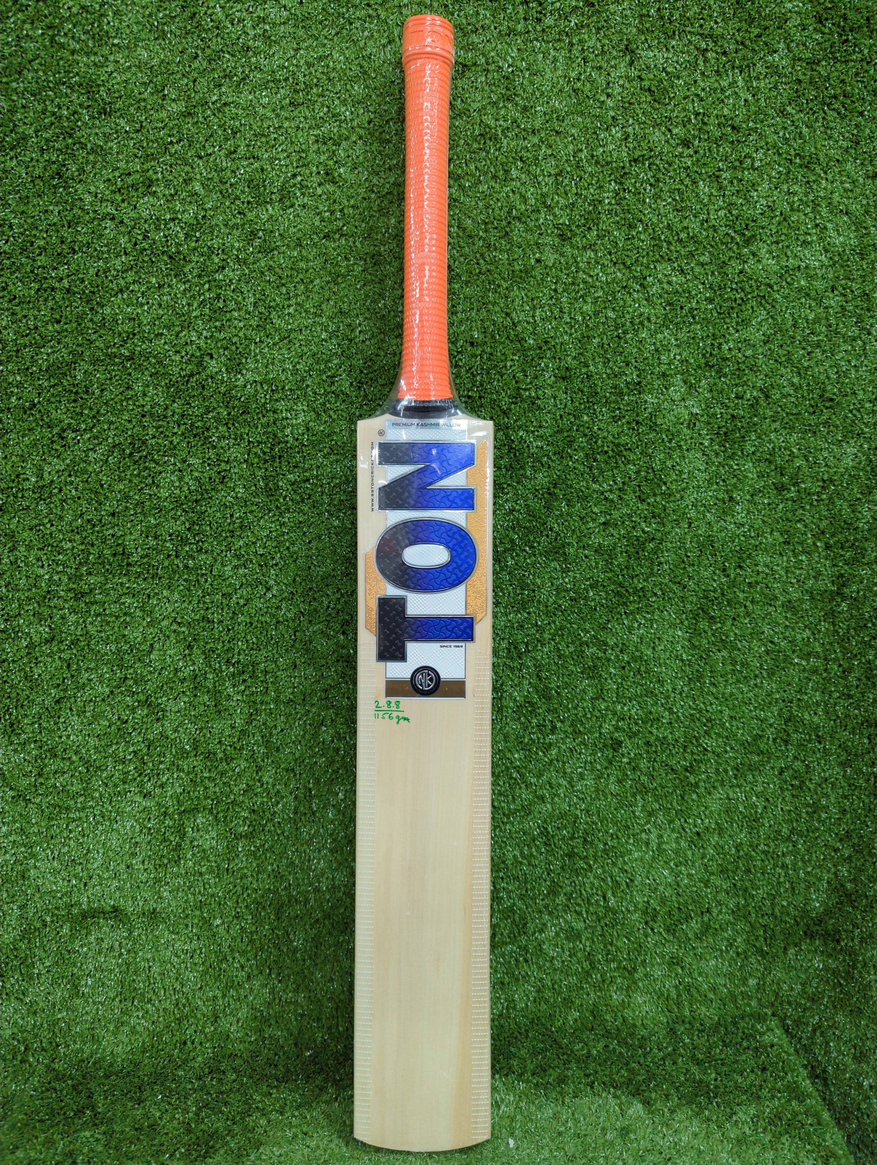 SS TON Dhoni Players Premium Kashmir Willow Cricket Bat