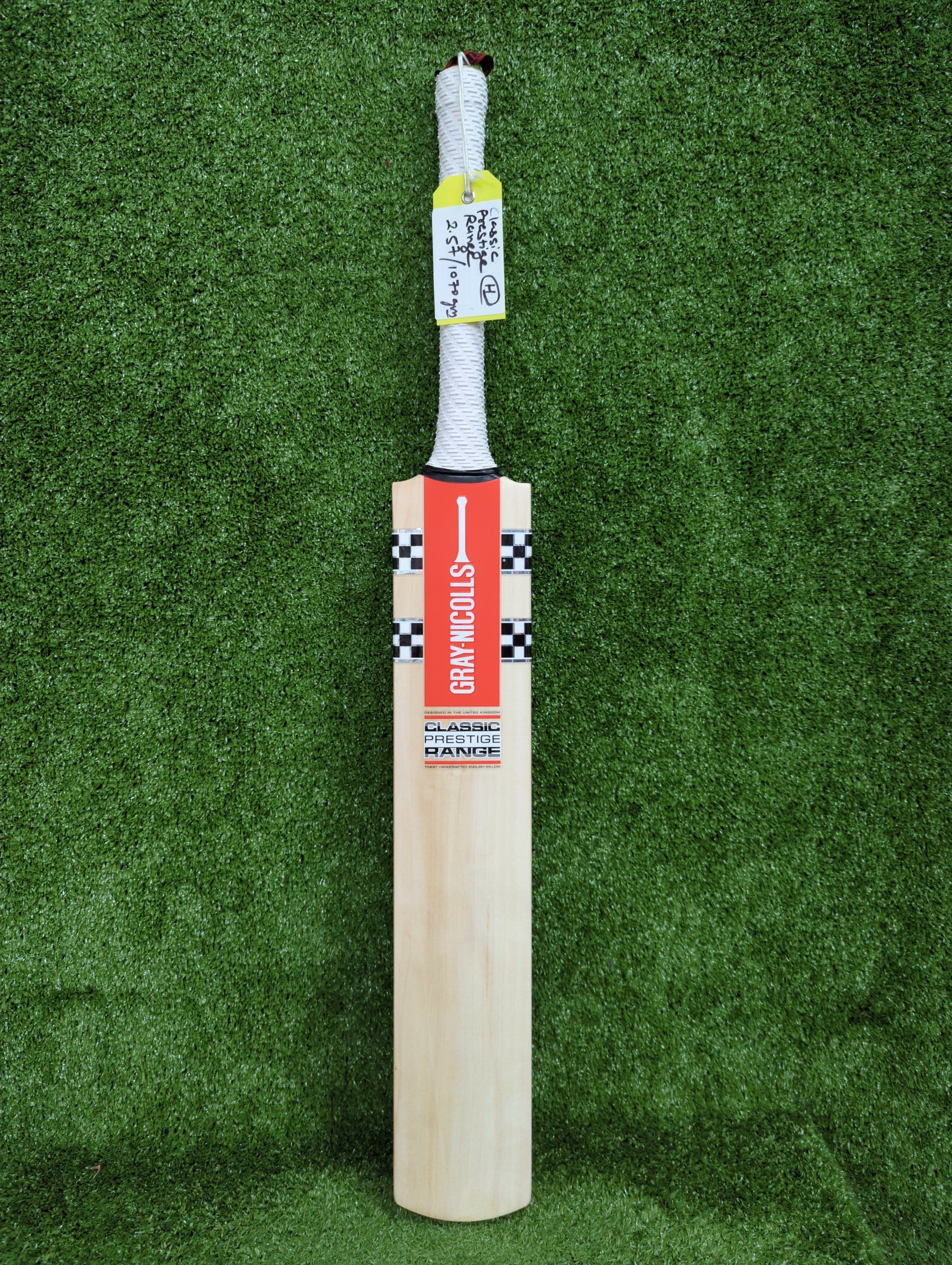 Gray-Nicolls Classic Prestige Range Youth Harrow English Willow Cricket Bat
