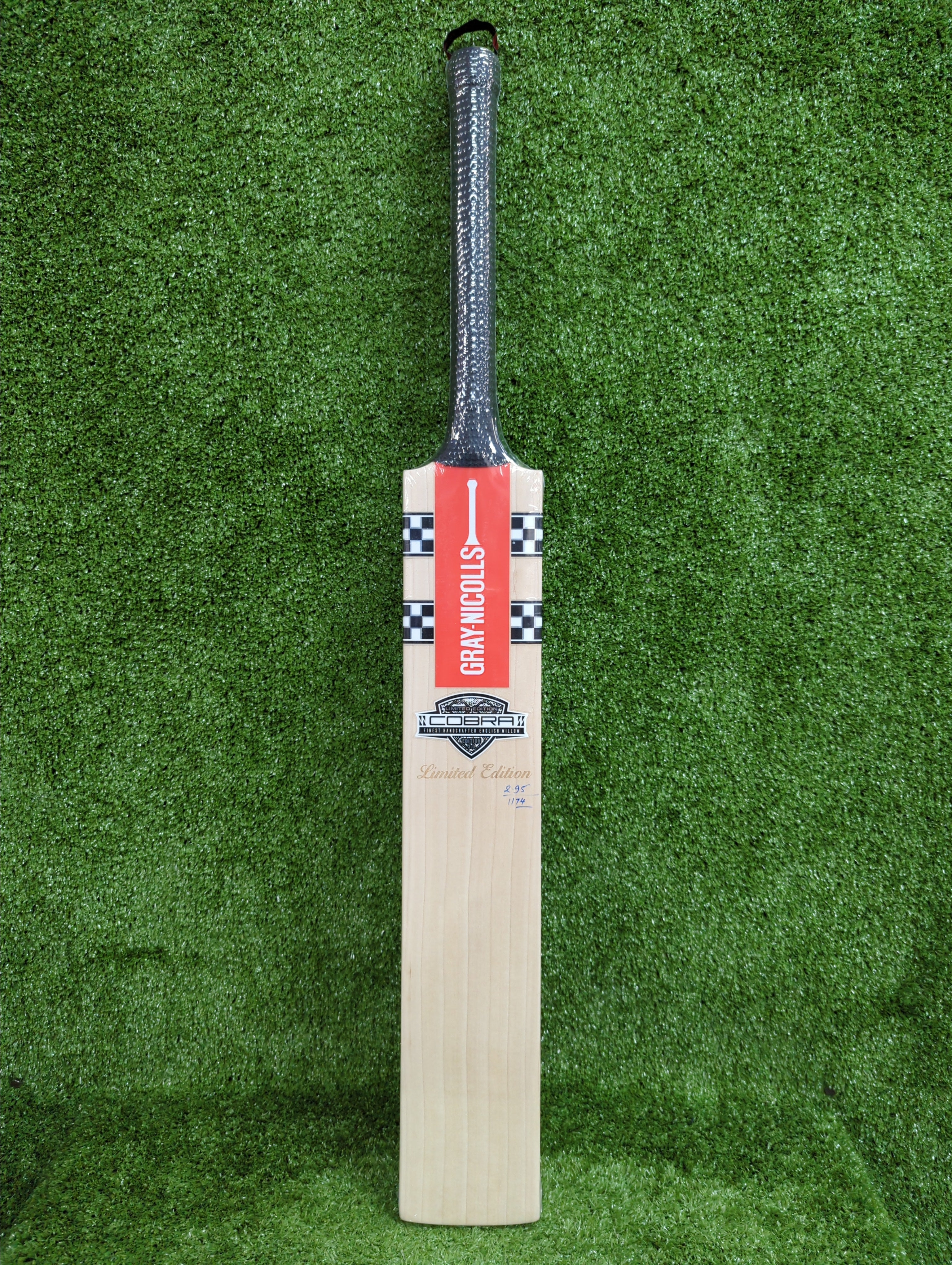 Gray-Nicolls Cobra Limited Edition English Willow Cricket Bat