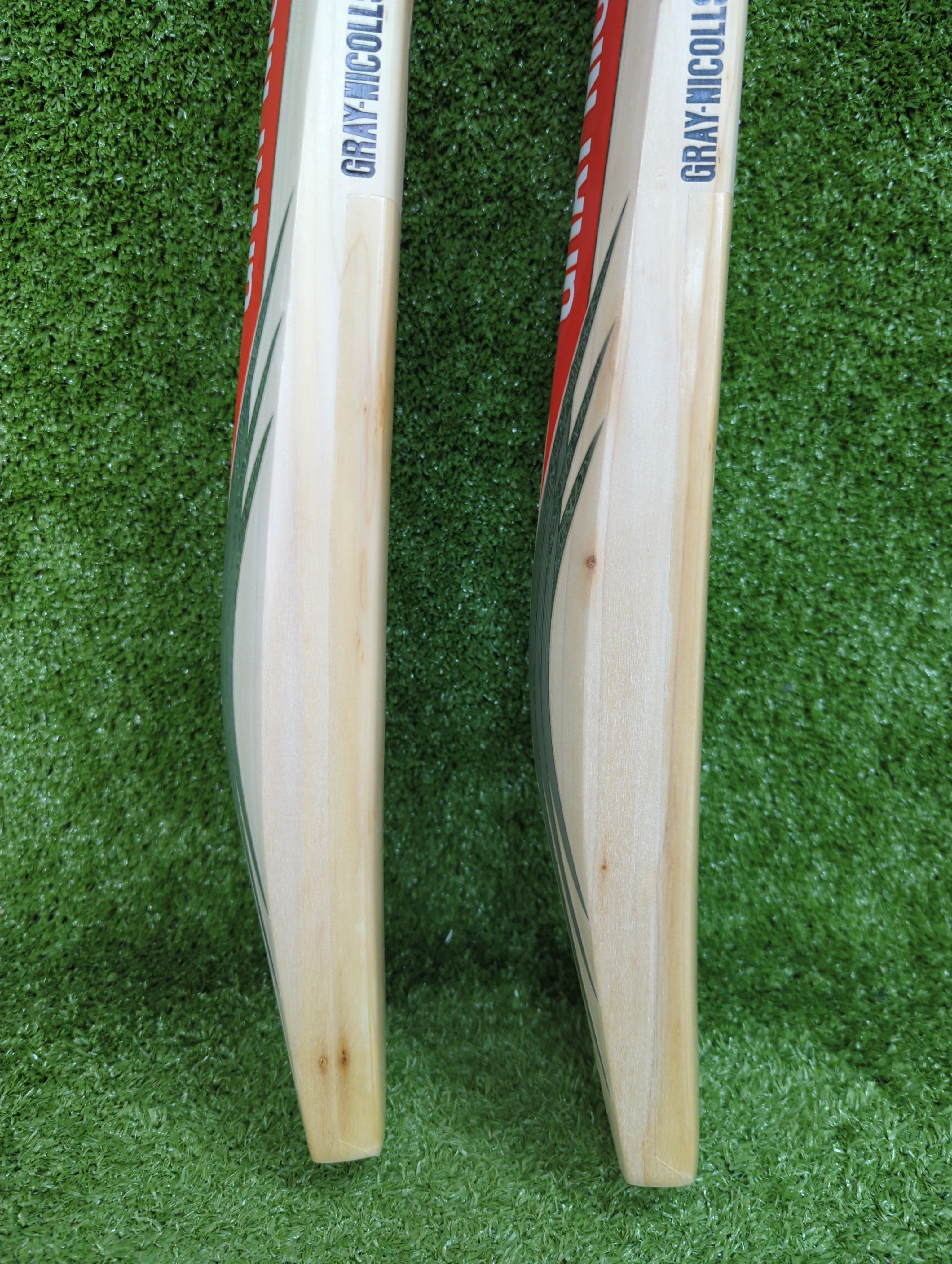 Gray-Nicolls Longbow Adult English Willow Cricket Bat