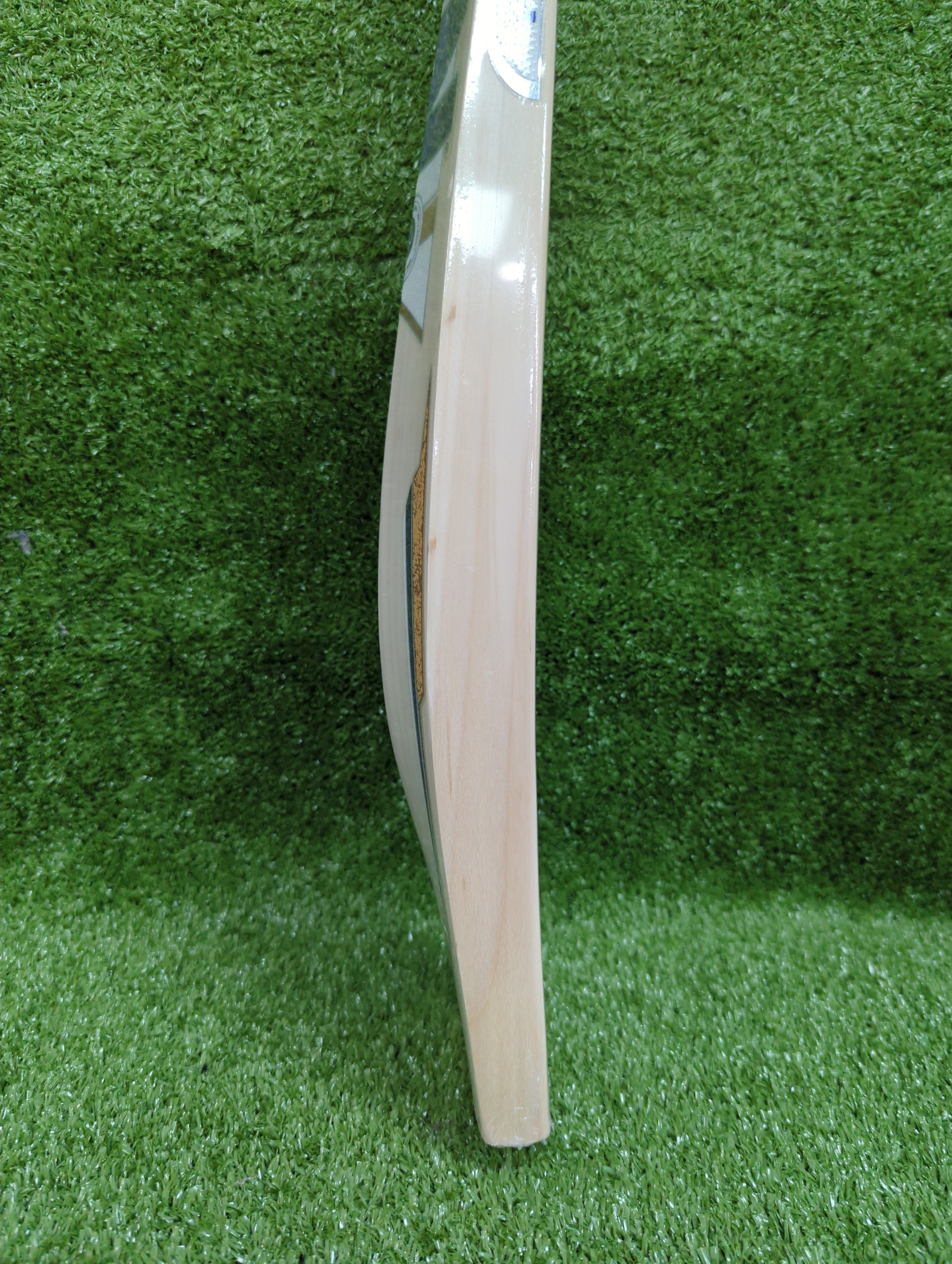 SS Ton Reserve Edition Junior / Youth English Willow Cricket Bat SS