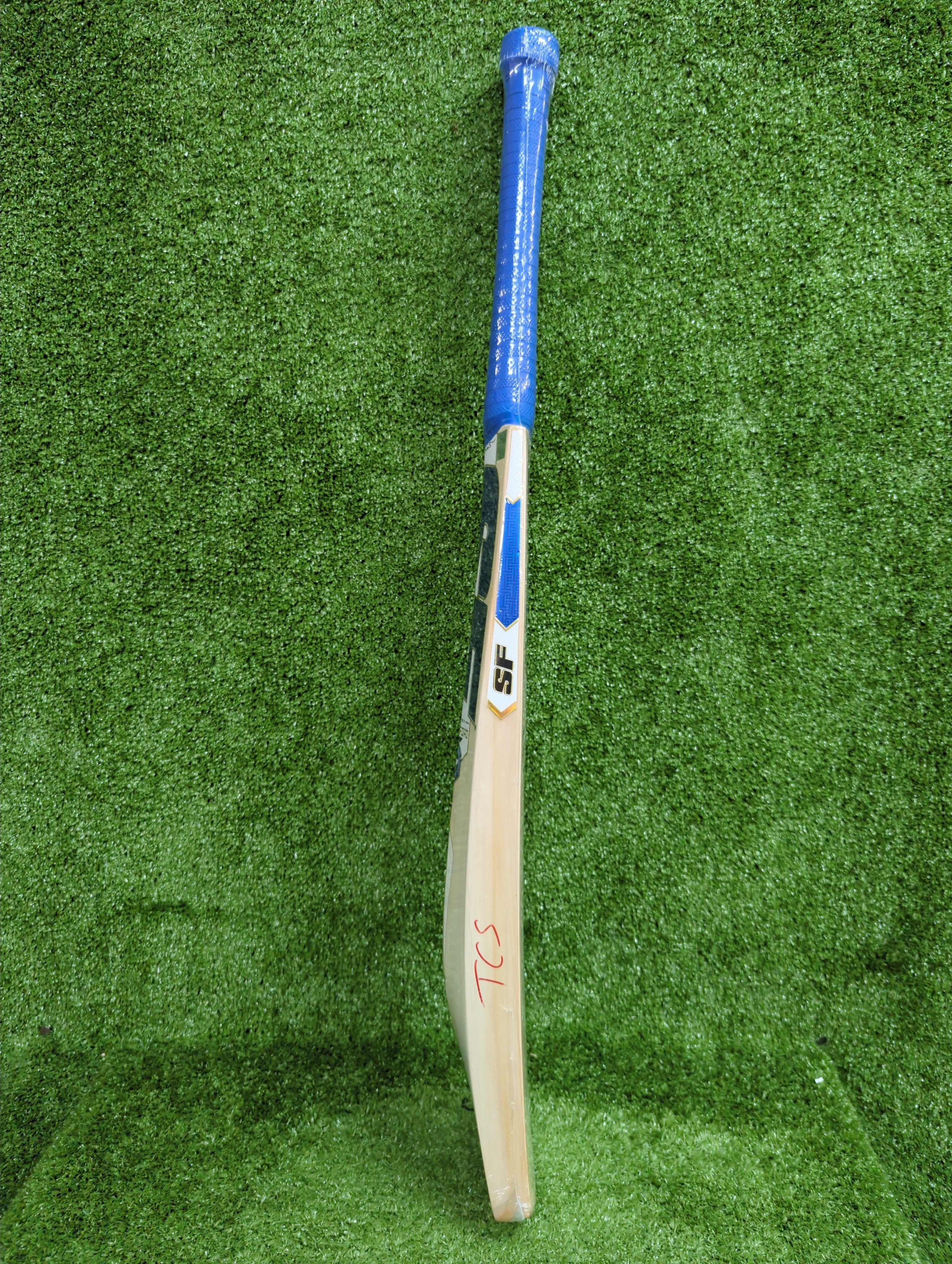 SF Magnum Xtreme English Willow Cricket Bat