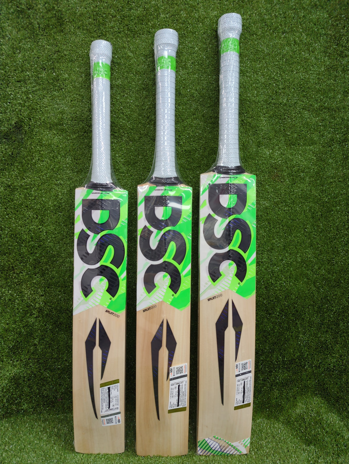DSC Blu 200 Junior / Youth English Willow Cricket Bat DSC