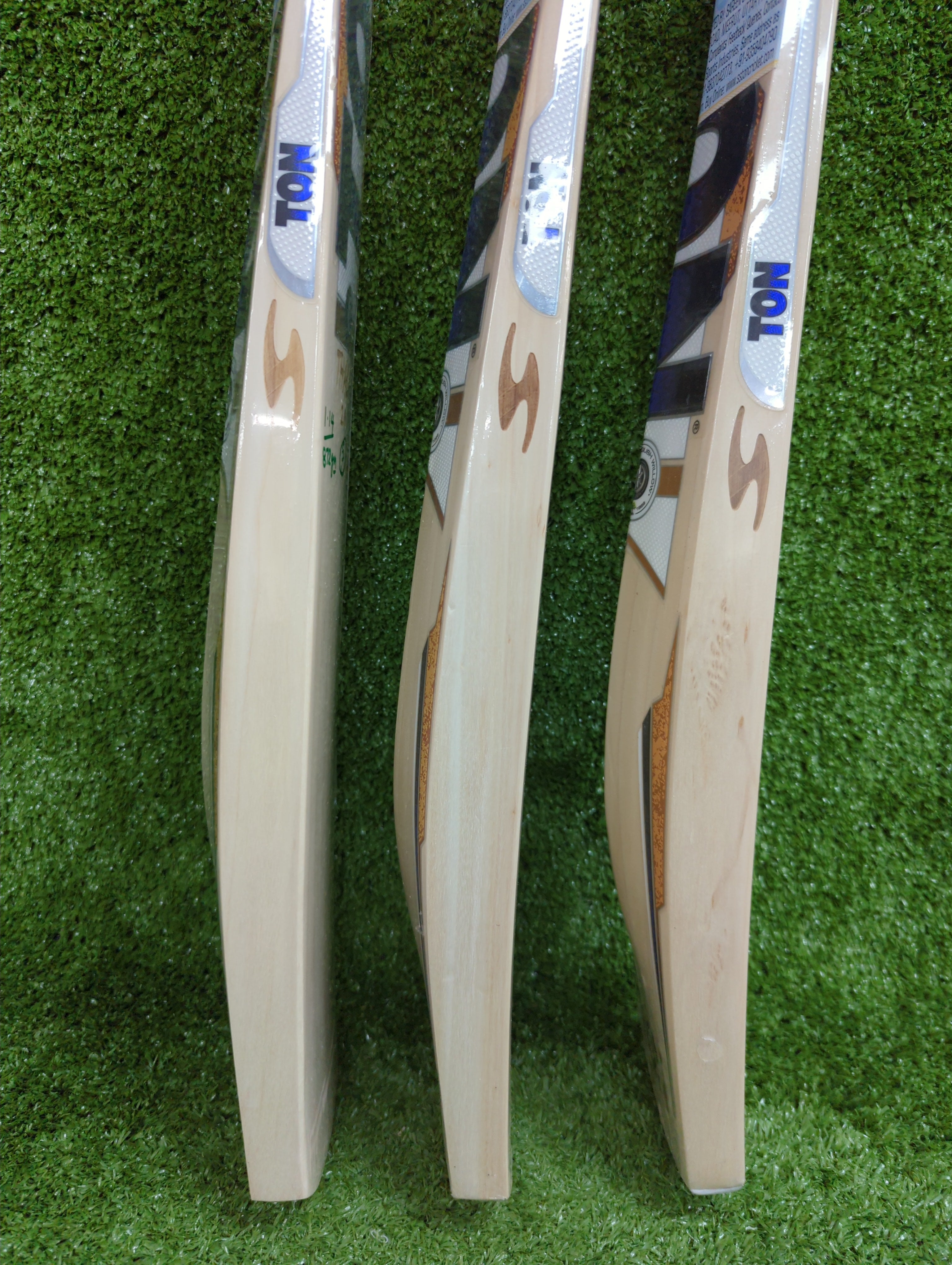SS TON Thala 2.0 Junior / Youth English Willow Cricket Bat