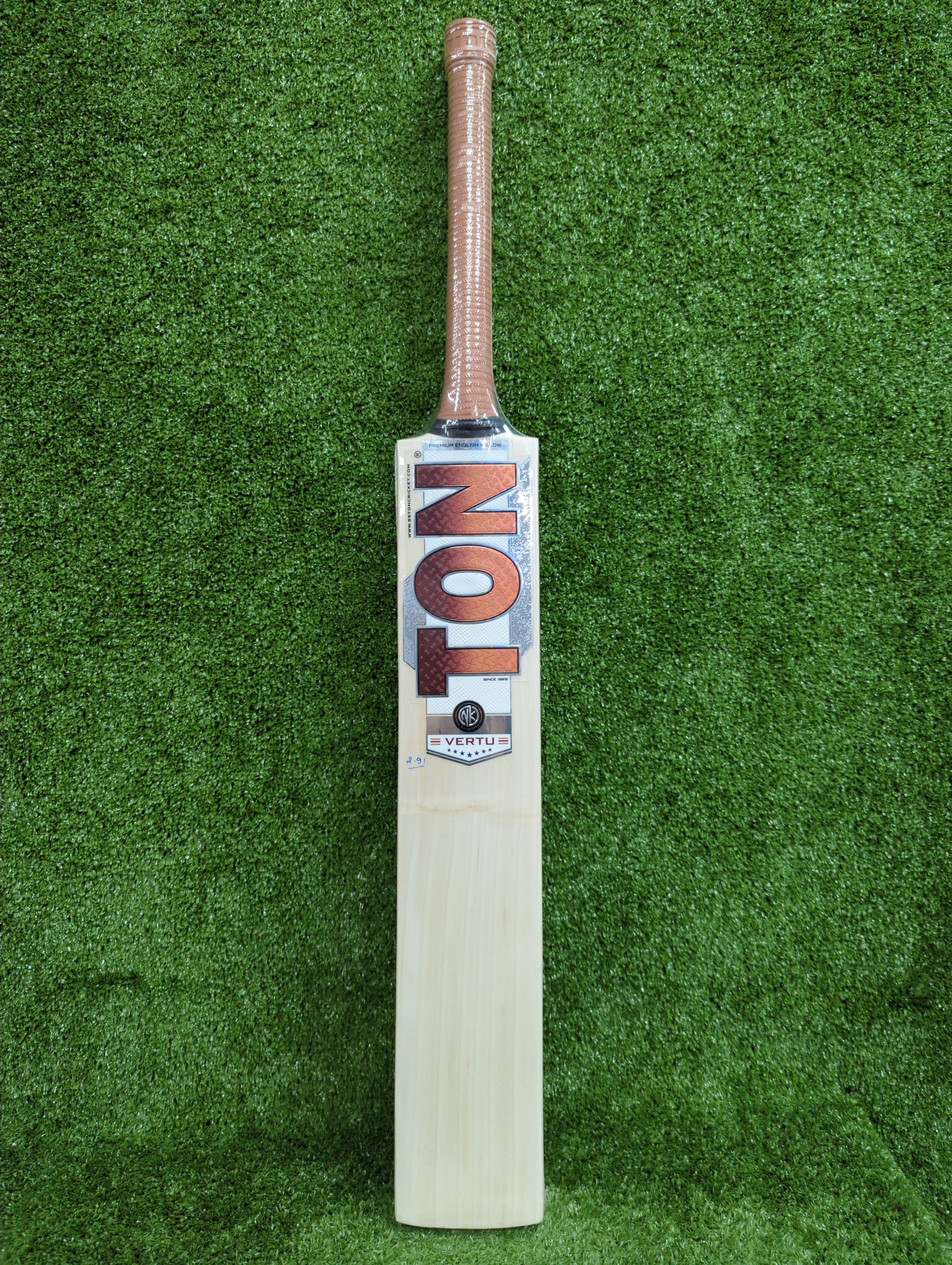 SS Ton Vertu English Willow Cricket Bat