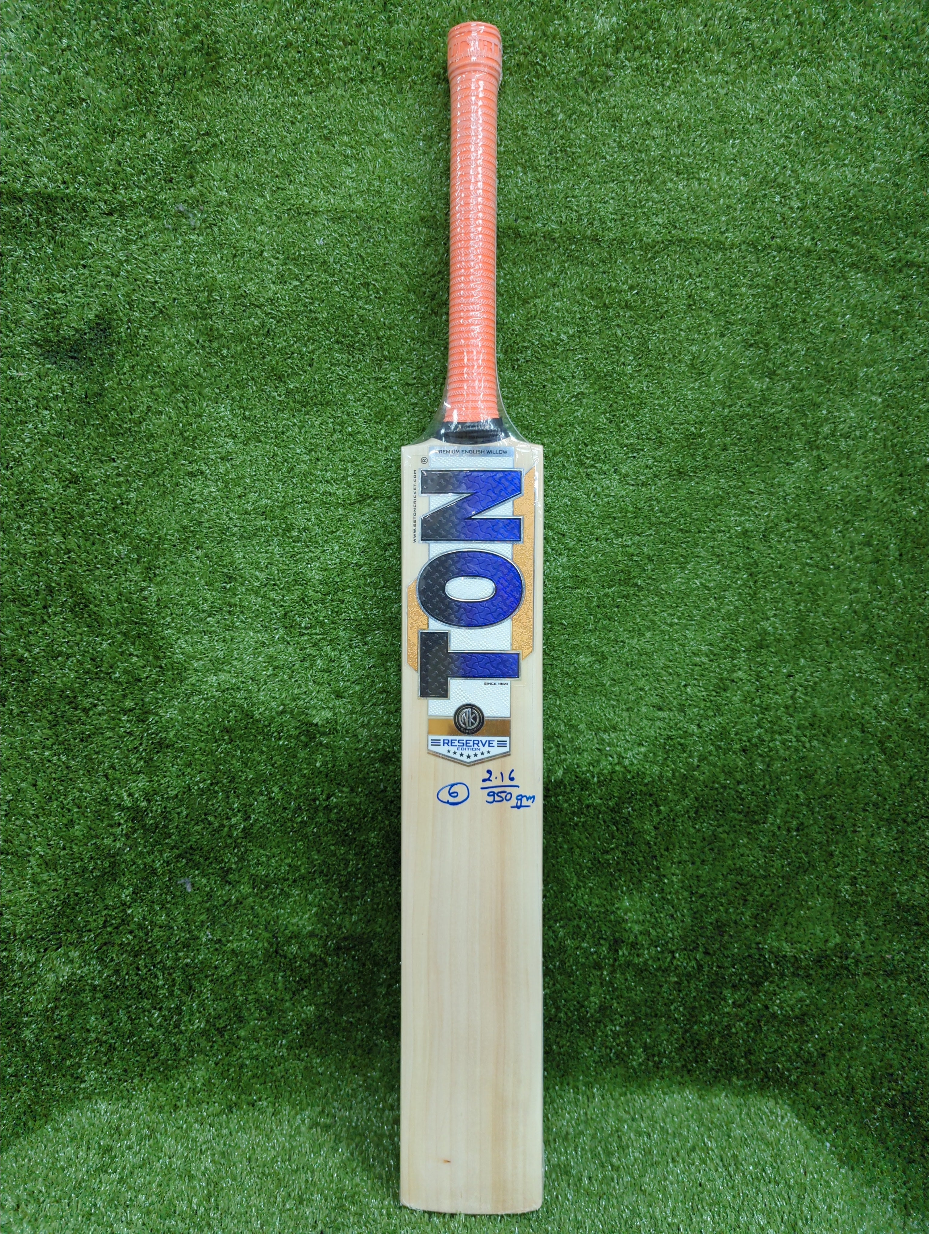 SS Ton Reserve Edition Junior / Youth English Willow Cricket Bat SS