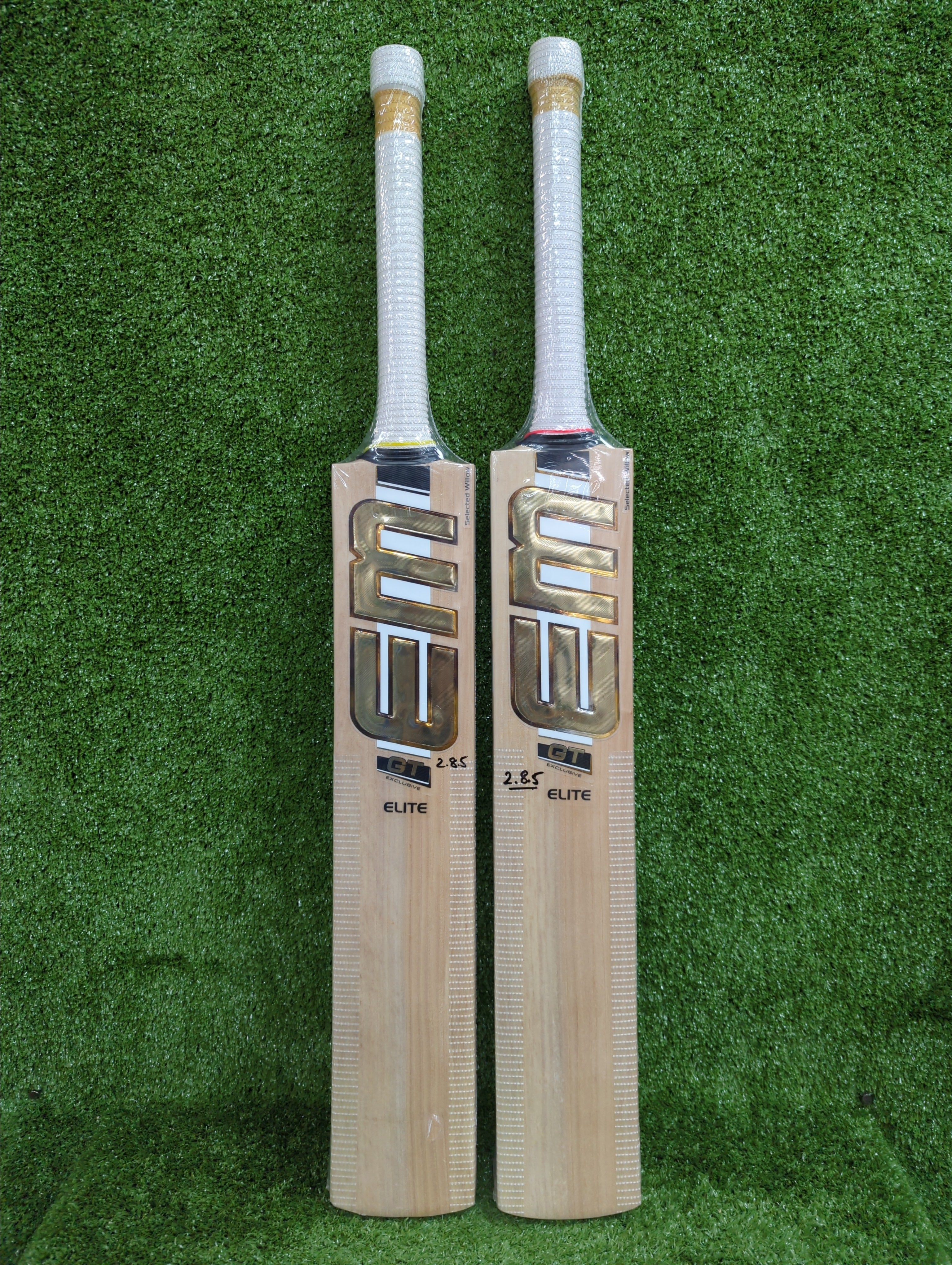 EM GT Exclusive Elite Leather Ball Selected Willow Cricket Bat