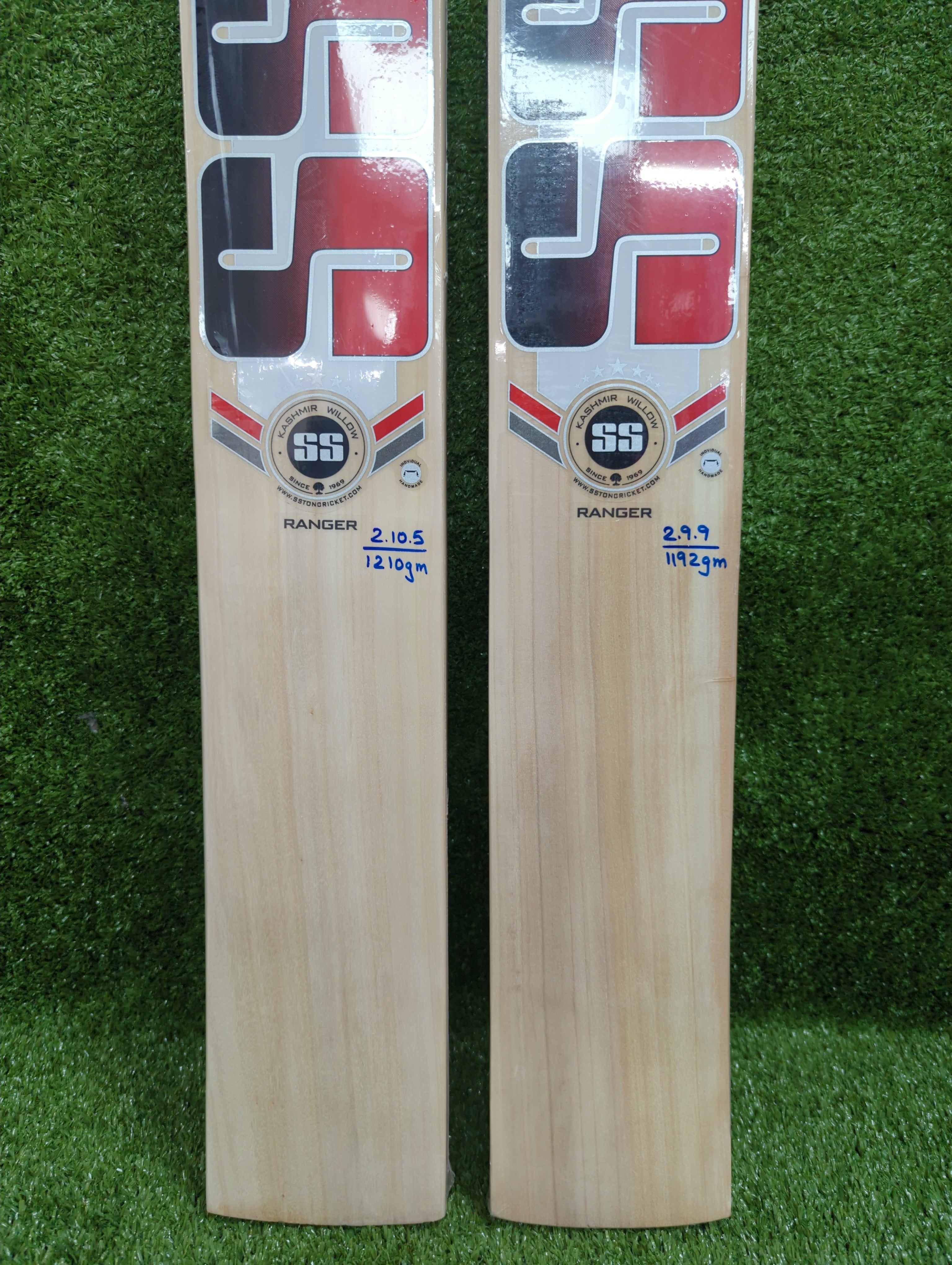 SS Ranger Kashmir Willow Cricket Bat by SS - close-up detail - TopCricketStore