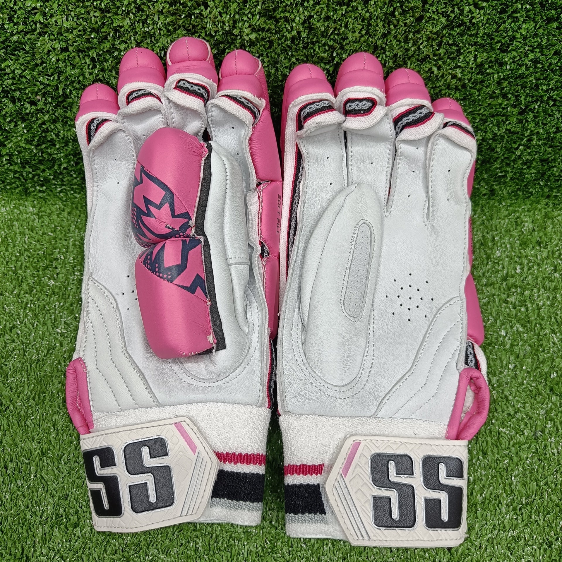 SS Super Test Rajasthan Royals IPL Cricket Batting Gloves 2