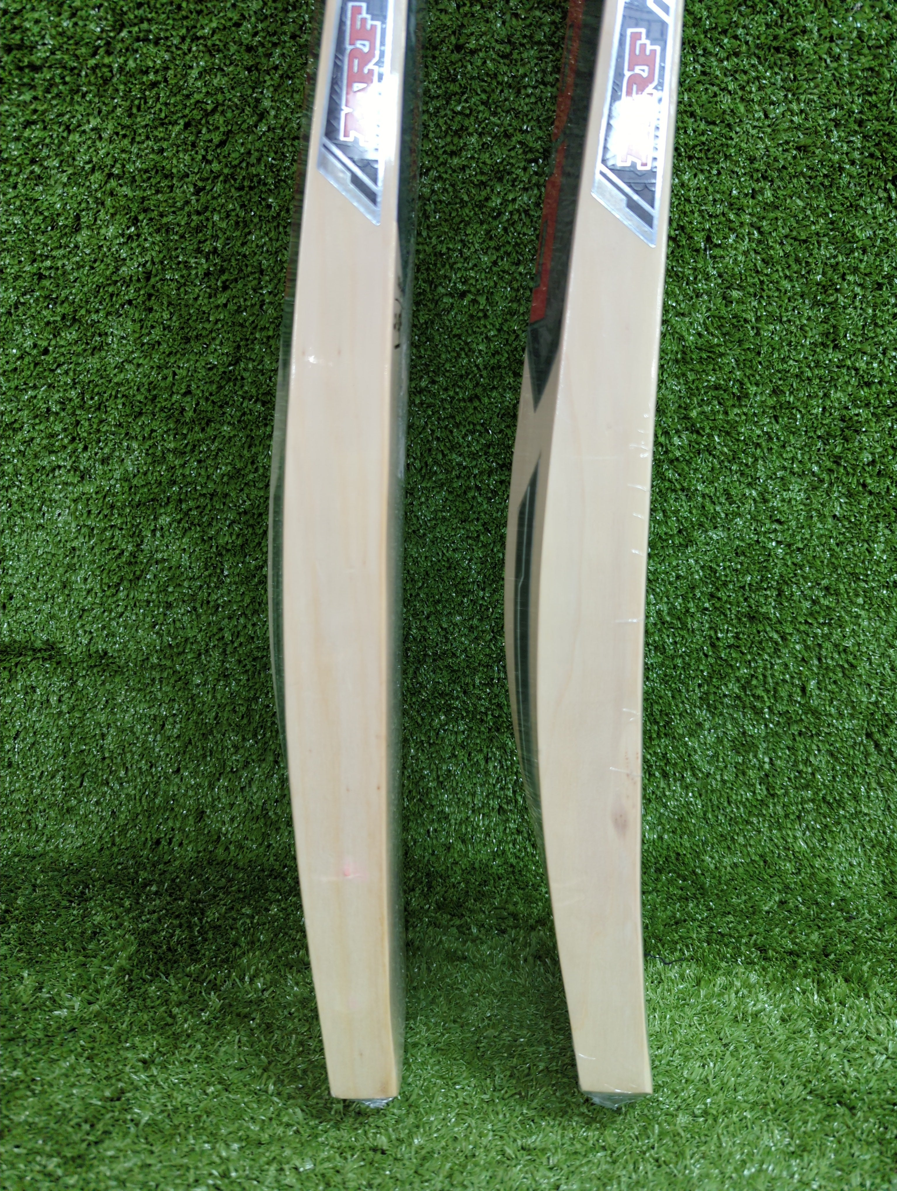 MRF Master Kashmir Willow Cricket Bat