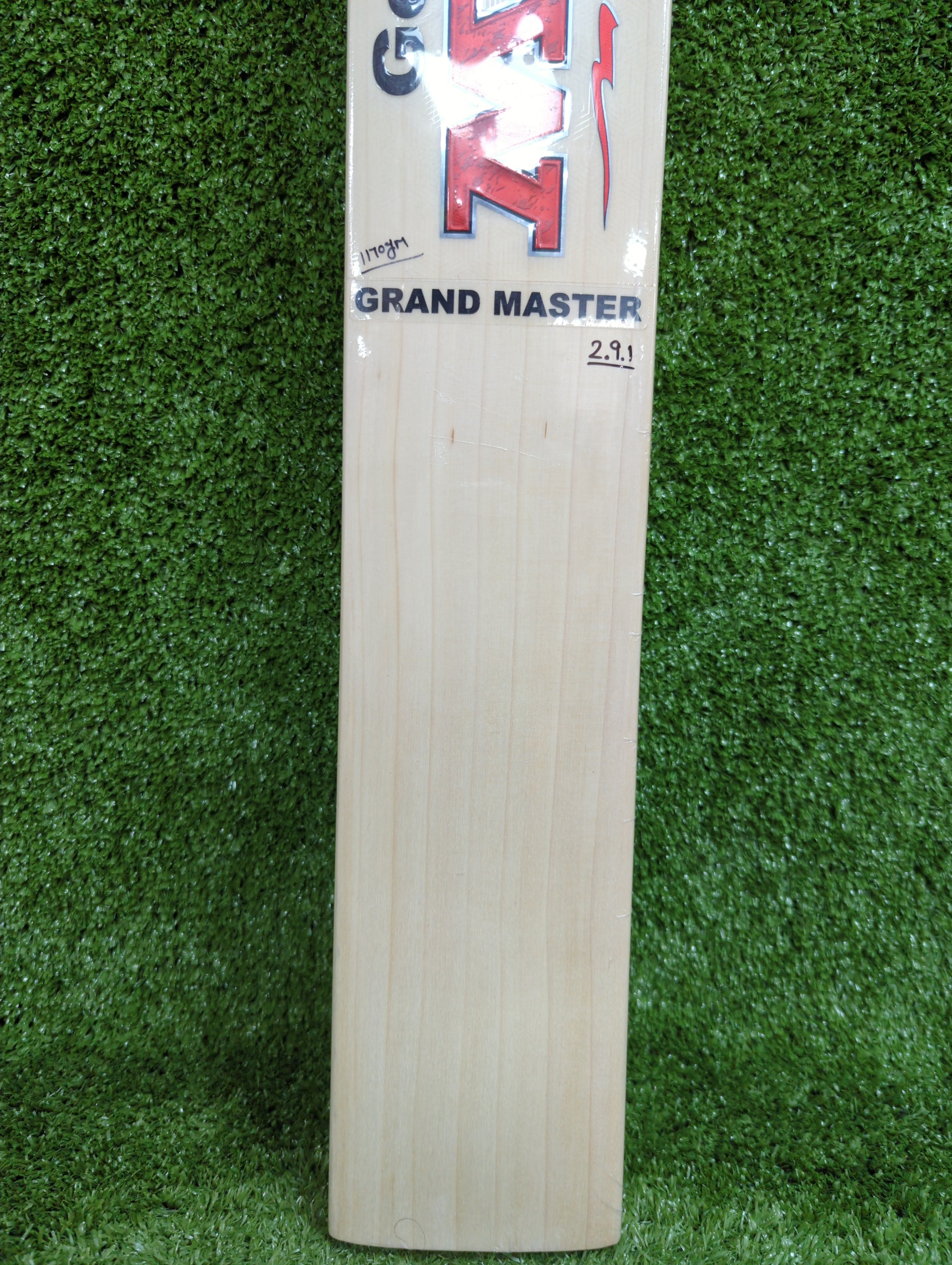 MRF Genius VK 18 Grand Master English Willow Cricket Bat