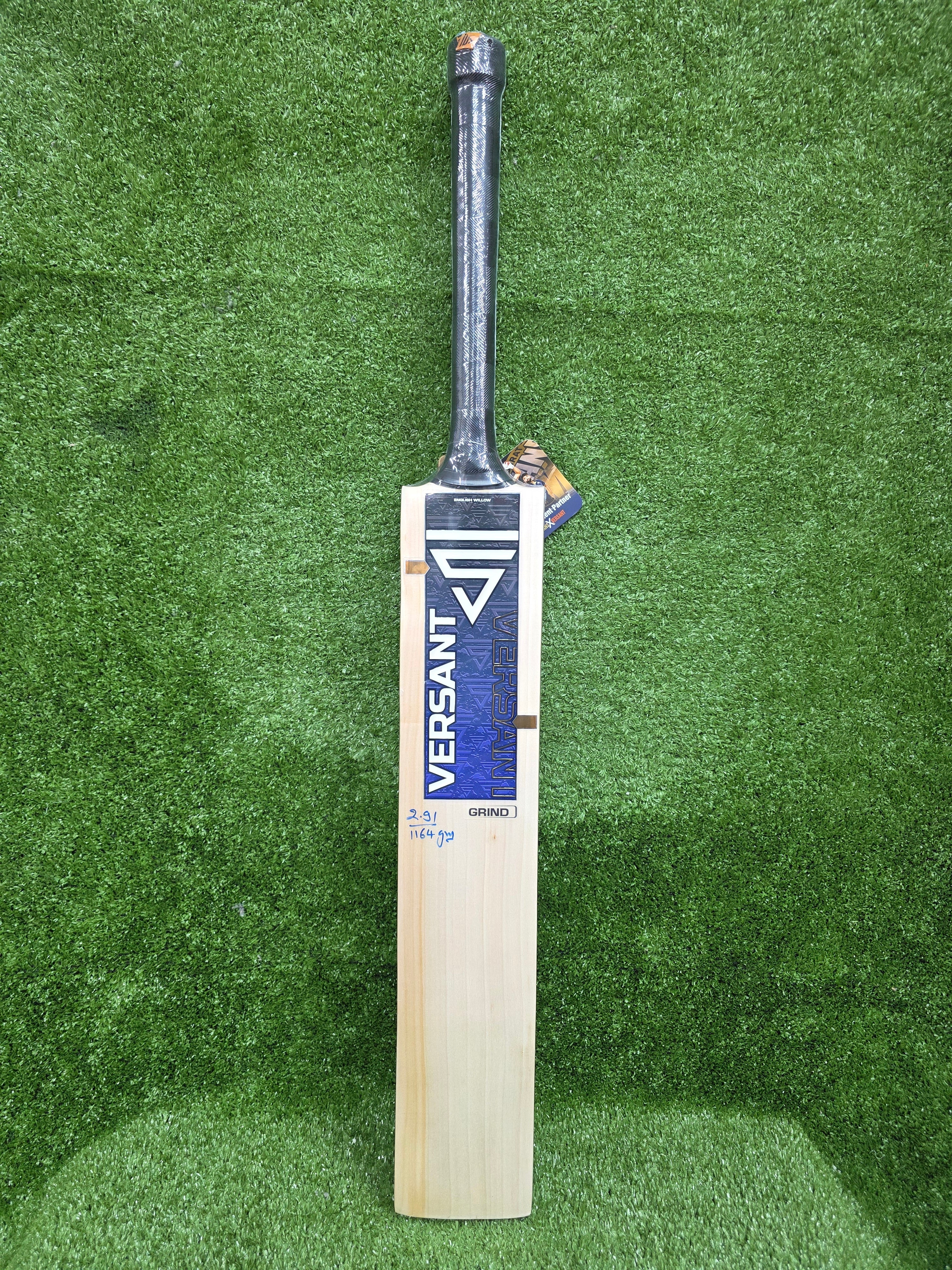 Versant Grind English Willow Cricket Bat - Short Handle Versant