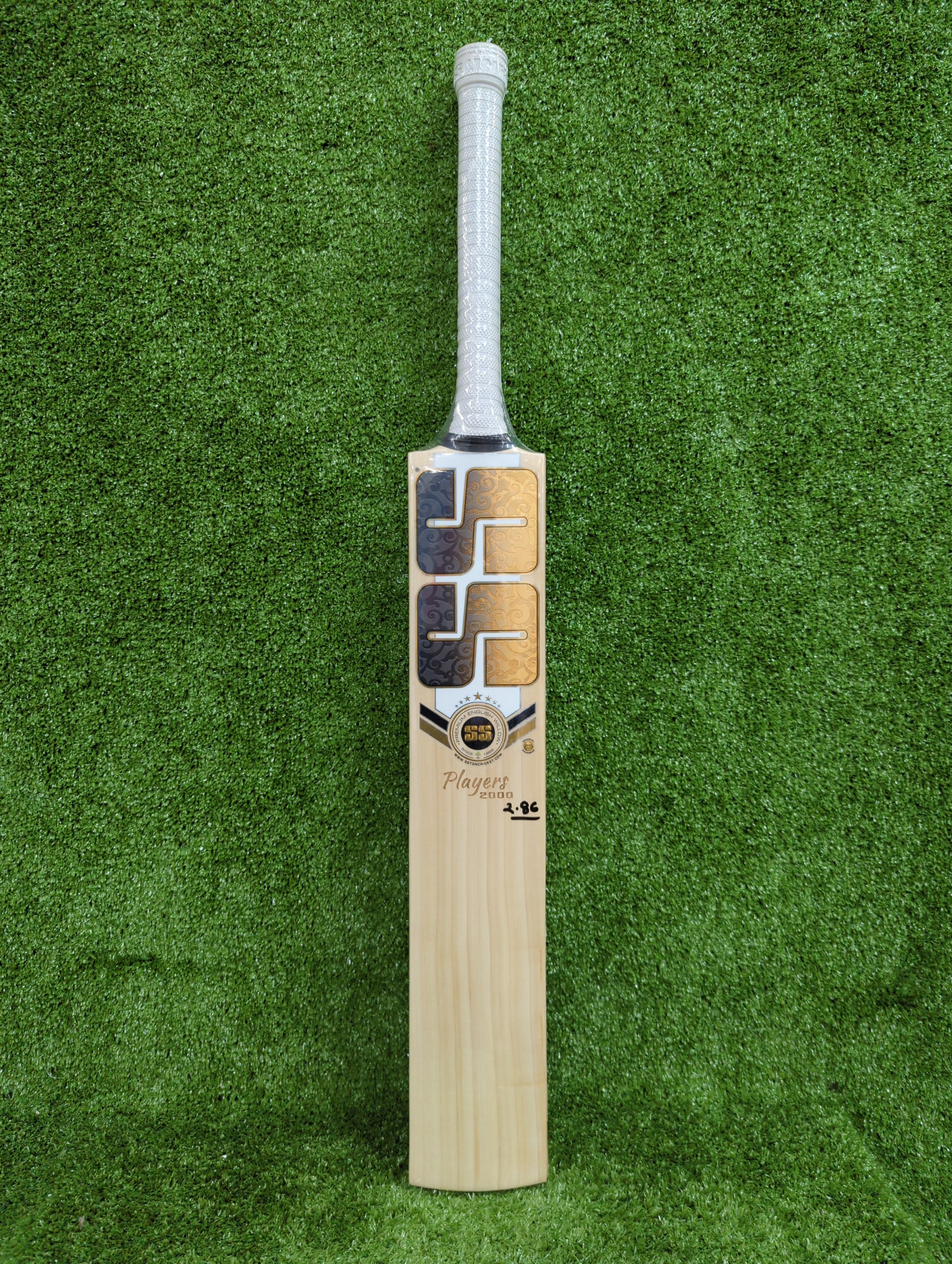 SS Player 2000 English Willow Cricket Bat (Yellow Sticker)