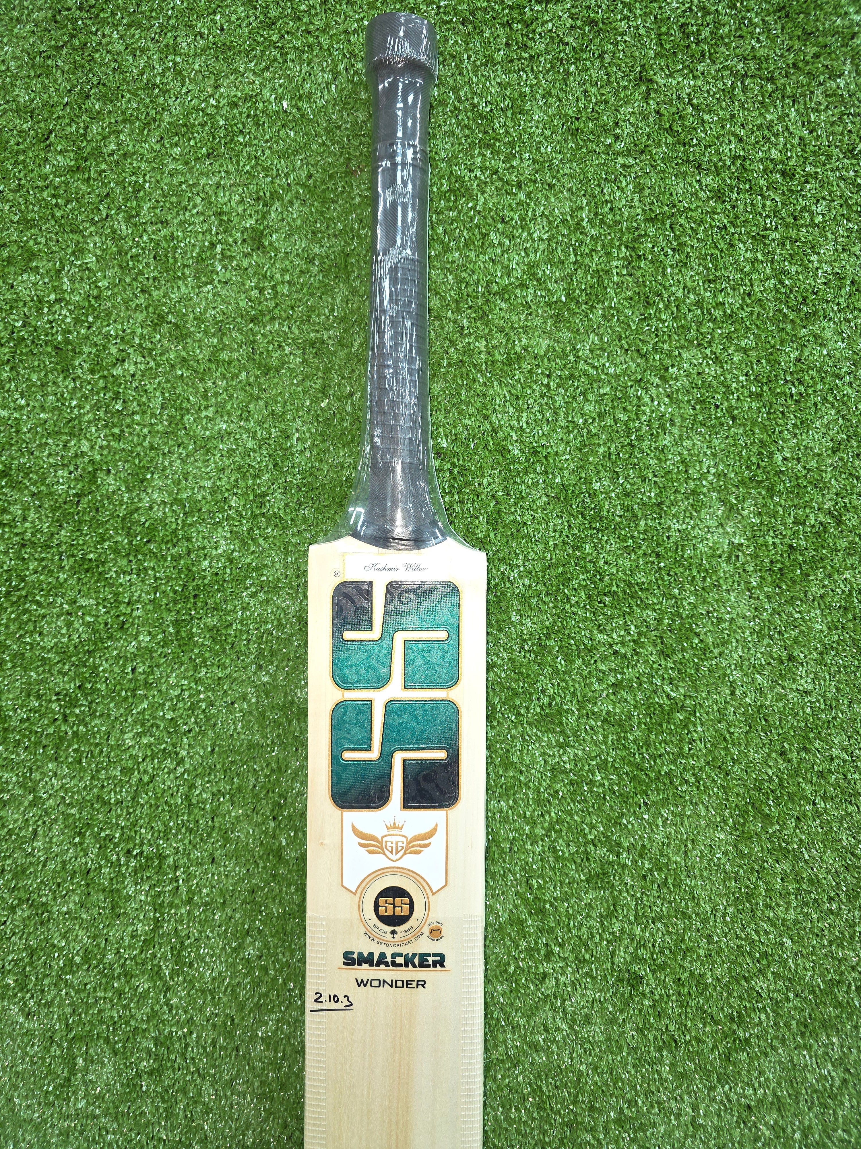 SS GG Smacker Wonder Kashmir Willow Cricket Bat