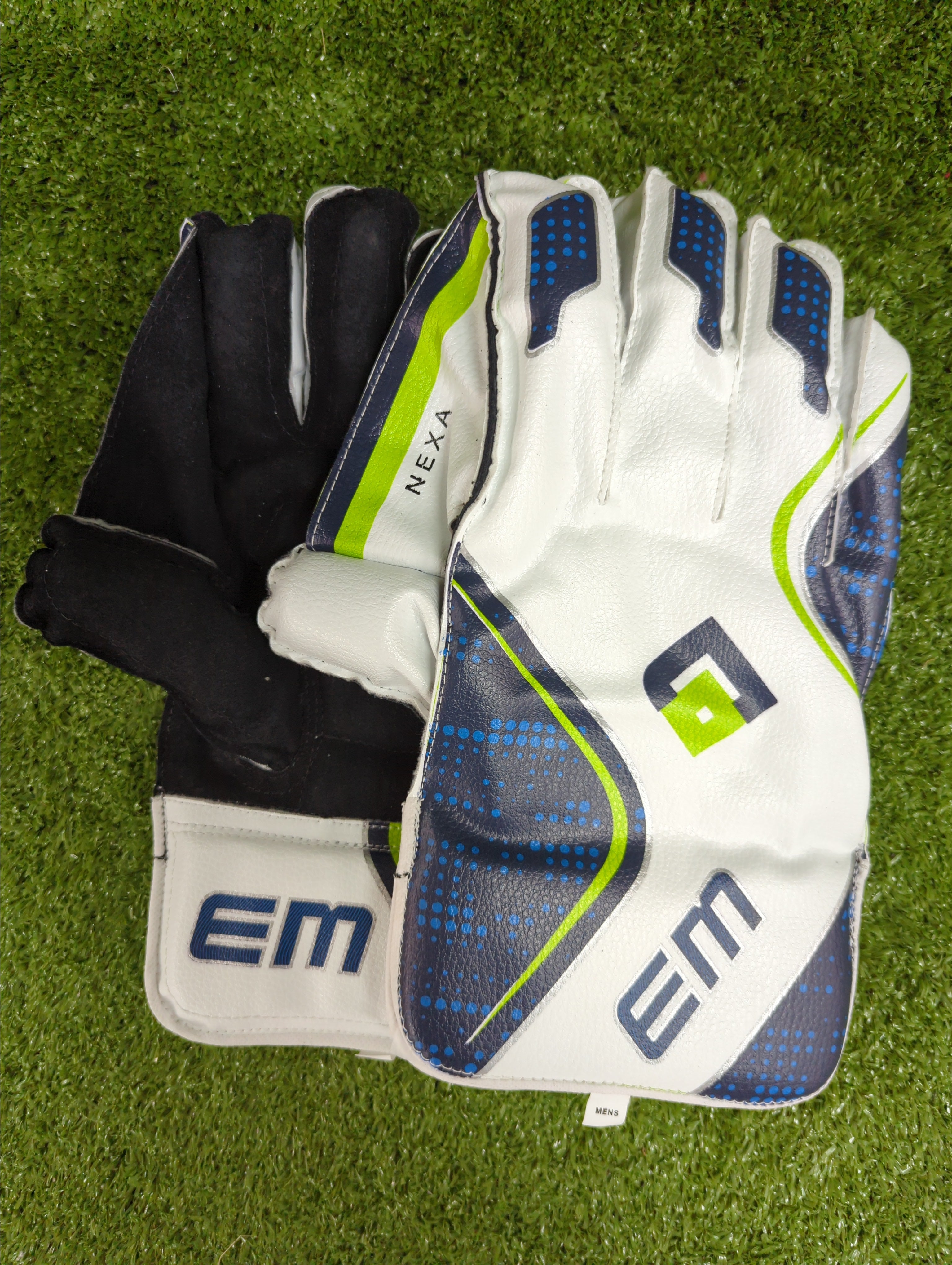 EM Nexa Junior/Youth Cricket Wicket Keeping Gloves