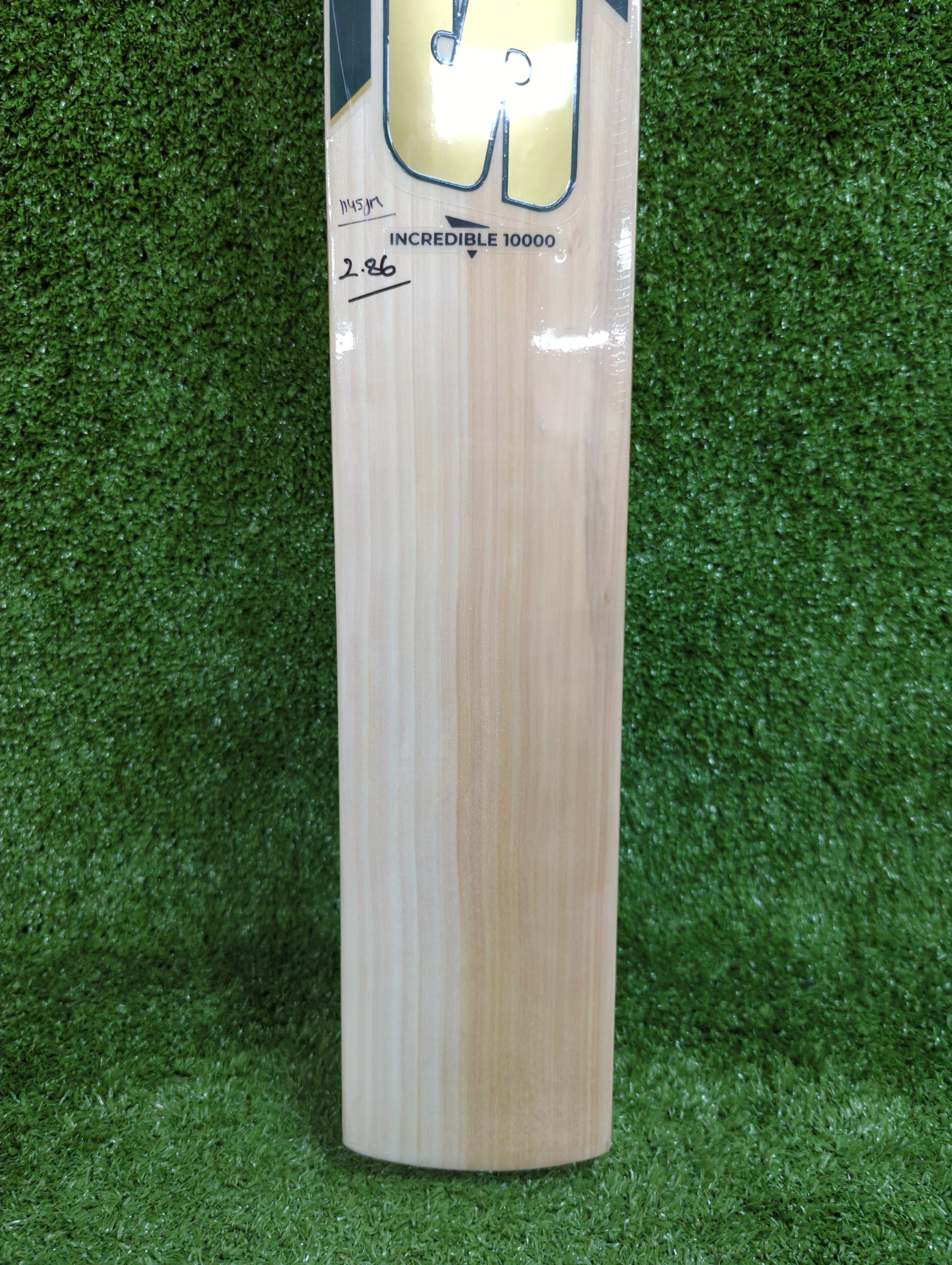 SF Incredible 10000 English Willow Cricket Bat