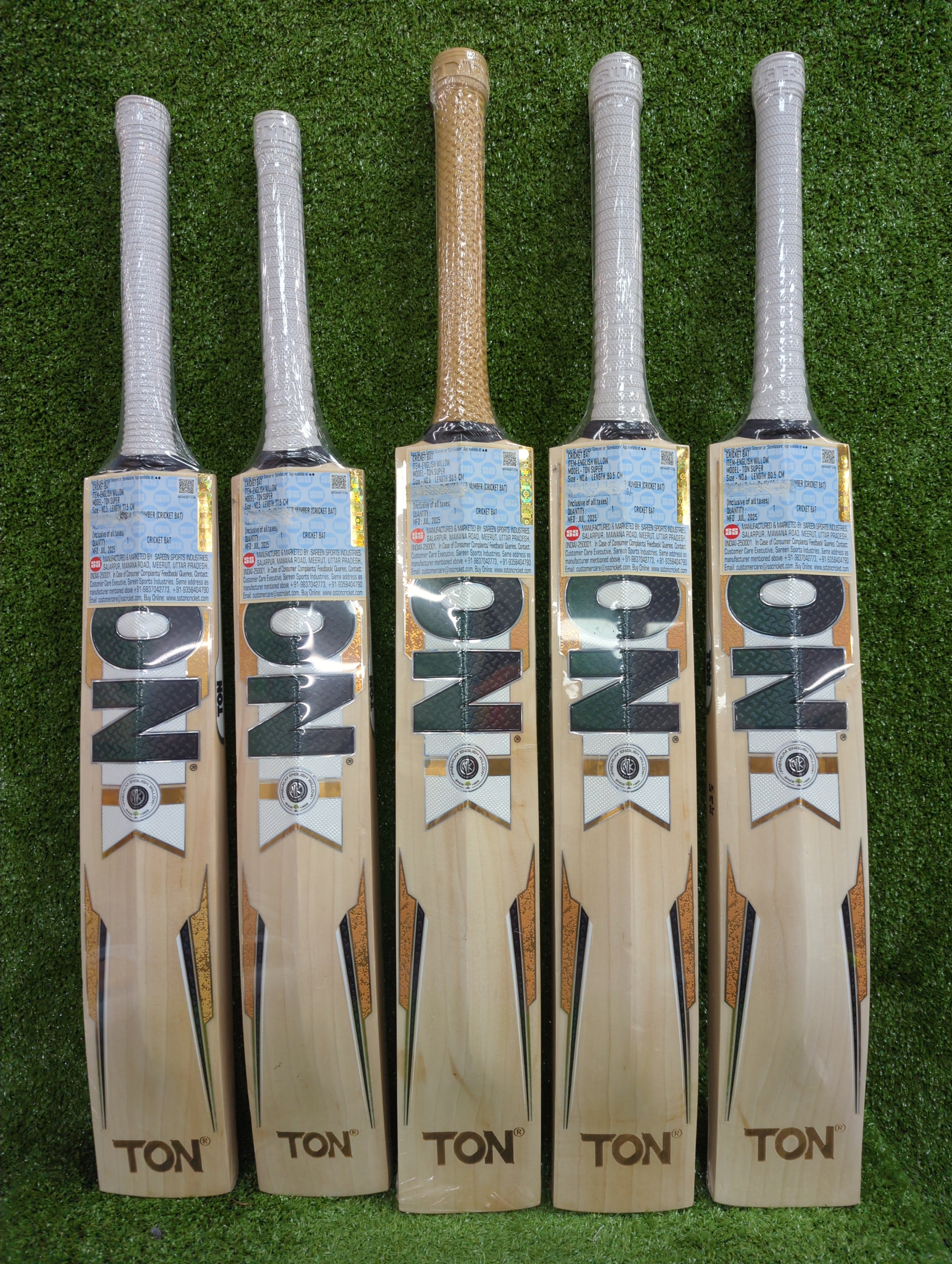 SS Ton Super Junior / Youth English Willow Cricket Bat
