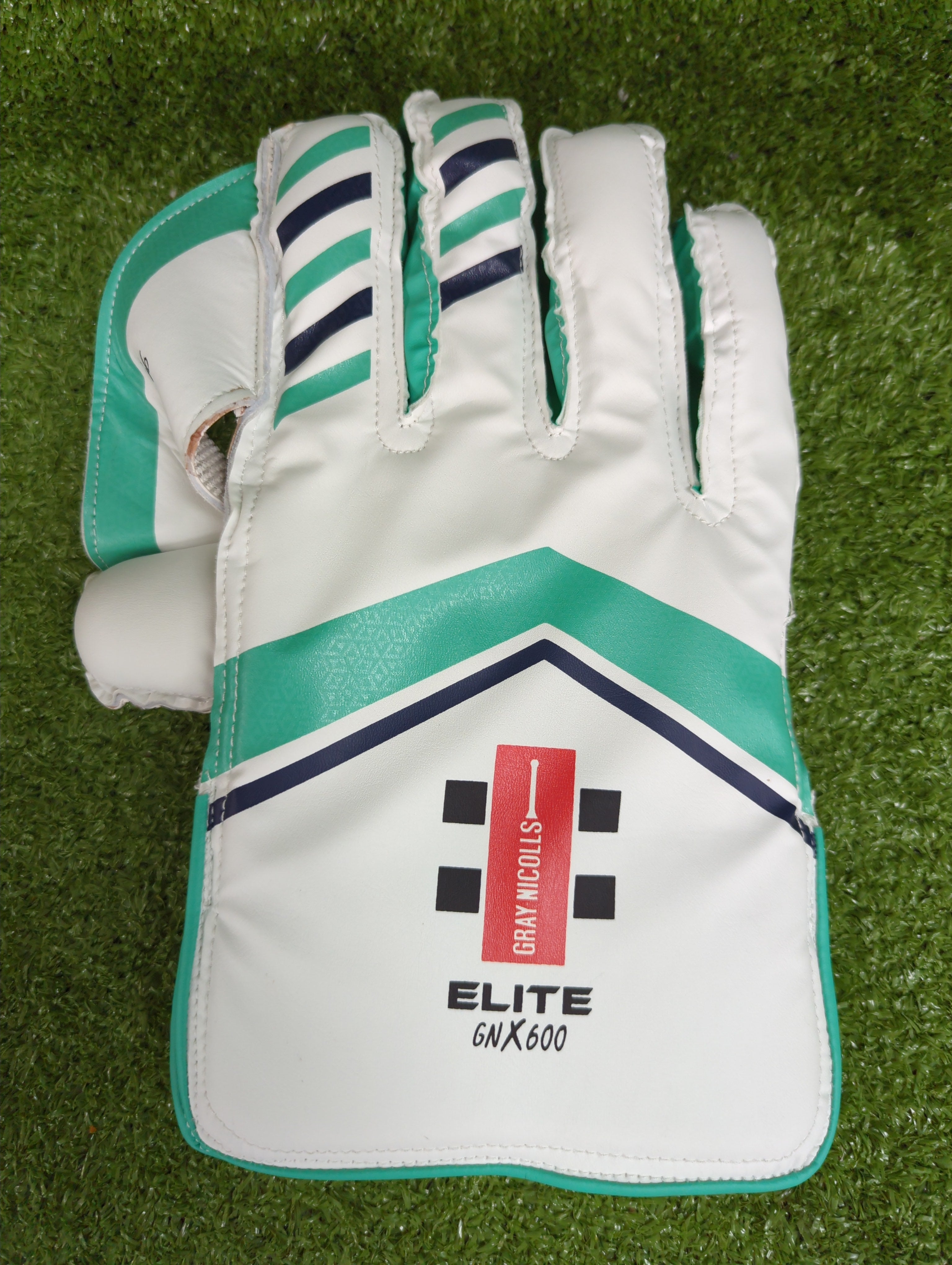 Gray-Nicolls X600 Elite Adult Cricket Wicket Keeping Gloves GN