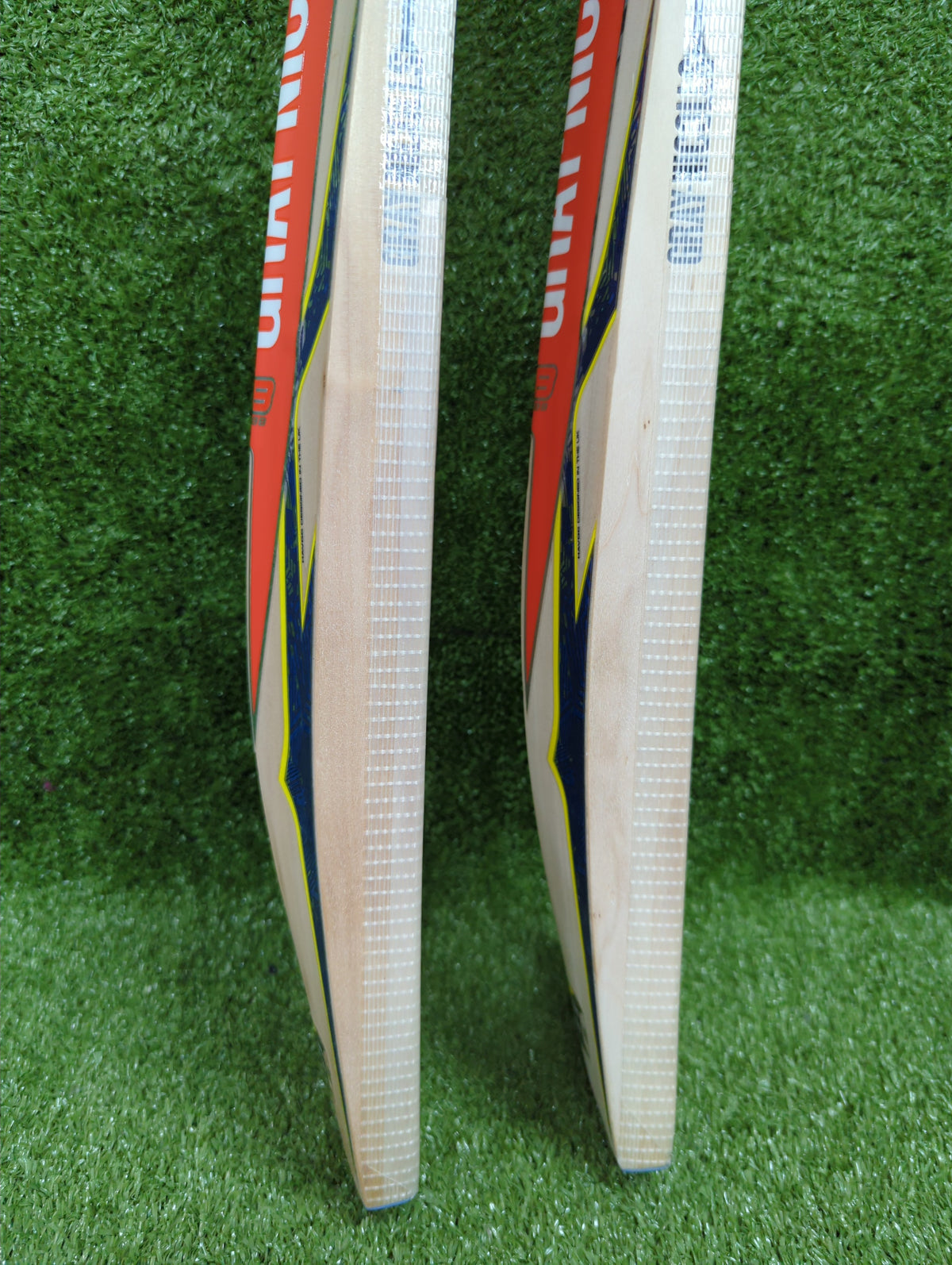 Gray-Nicolls Havoc HB317 GN330+ Junior / Youth English Willow Cricket Bat GN