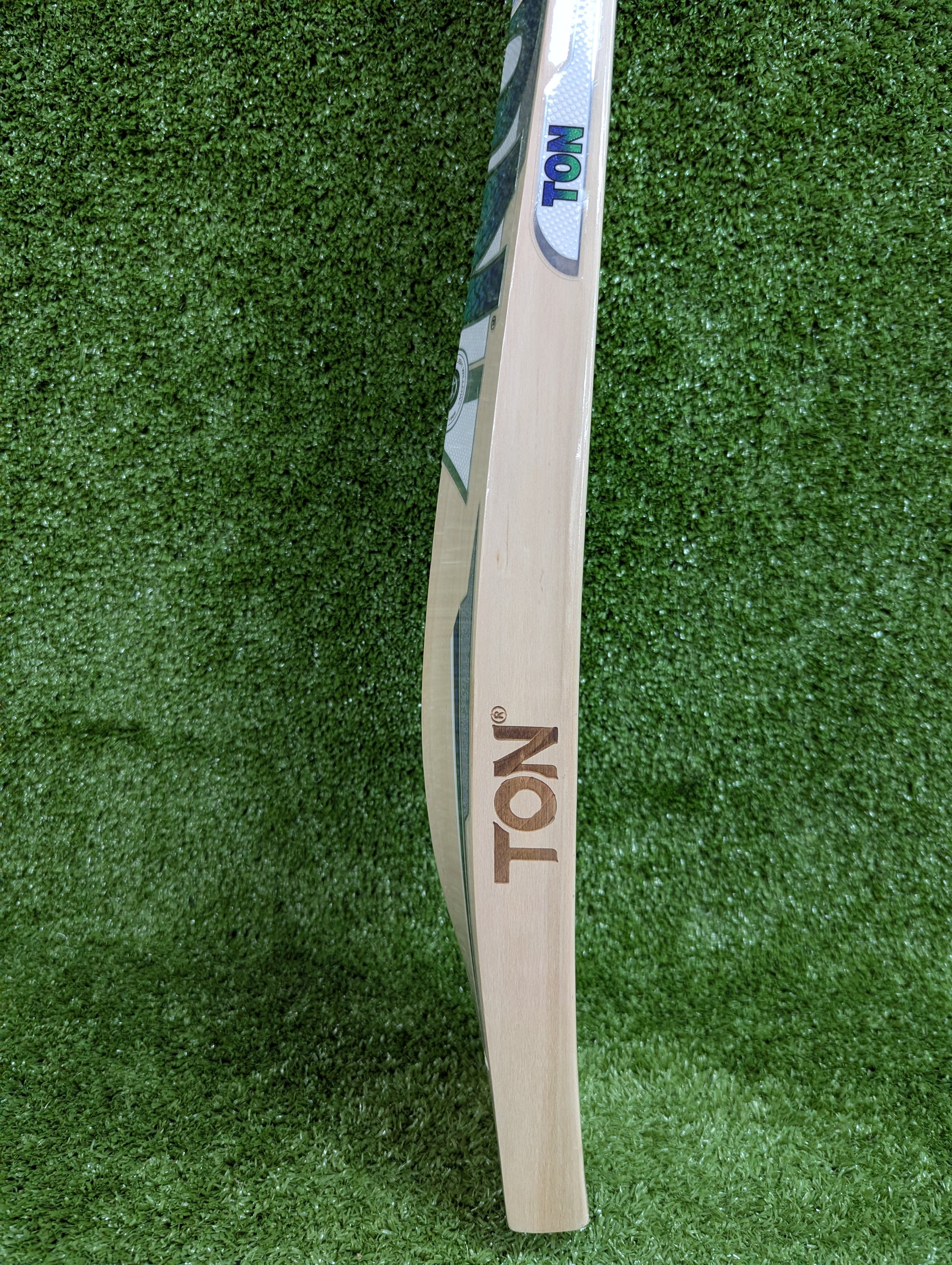 SS Ton Power Plus English Willow Cricket Bat