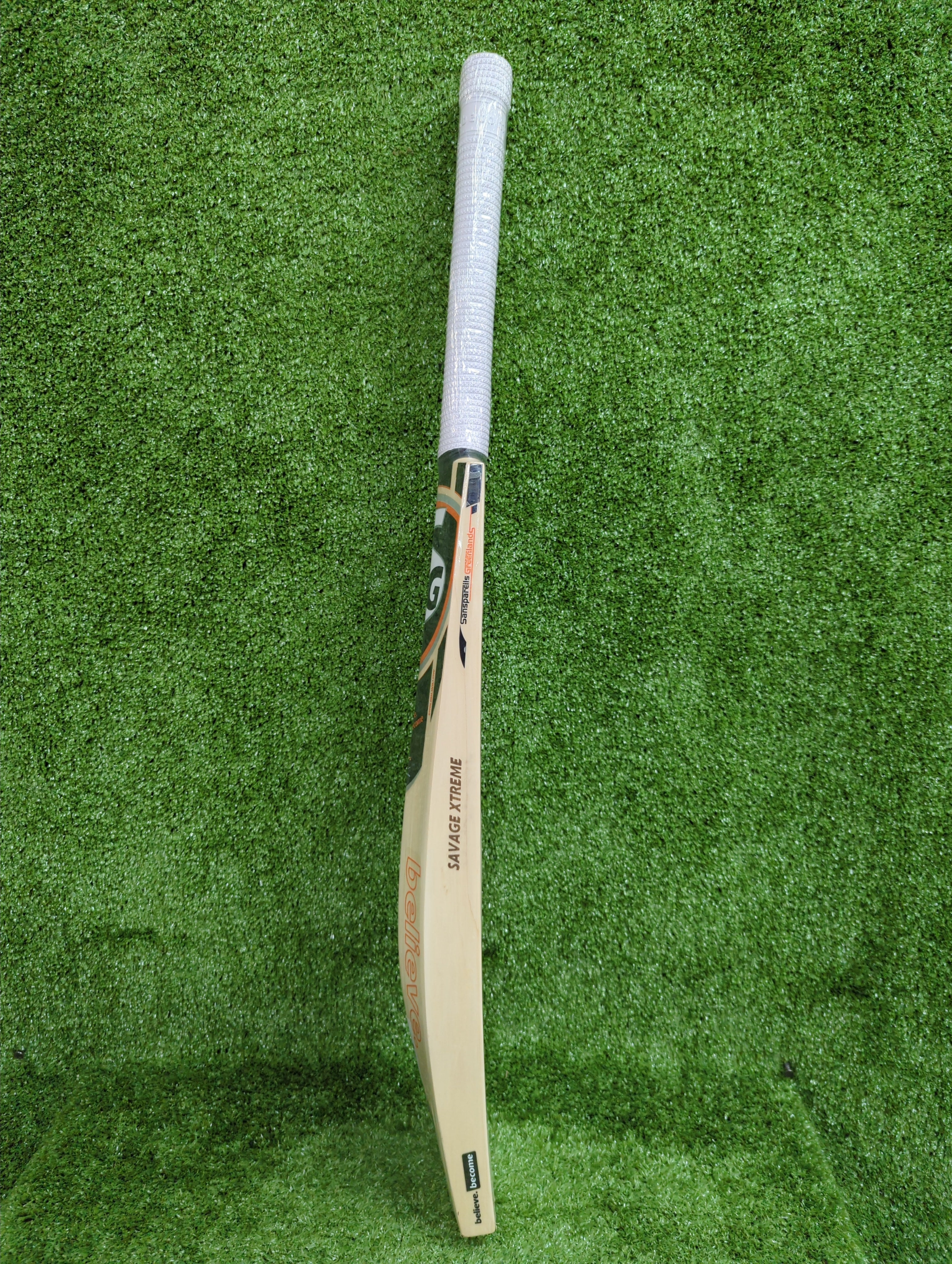 SG Savage Xtreme English Willow Cricket Bat (Hardik Pandya Series)