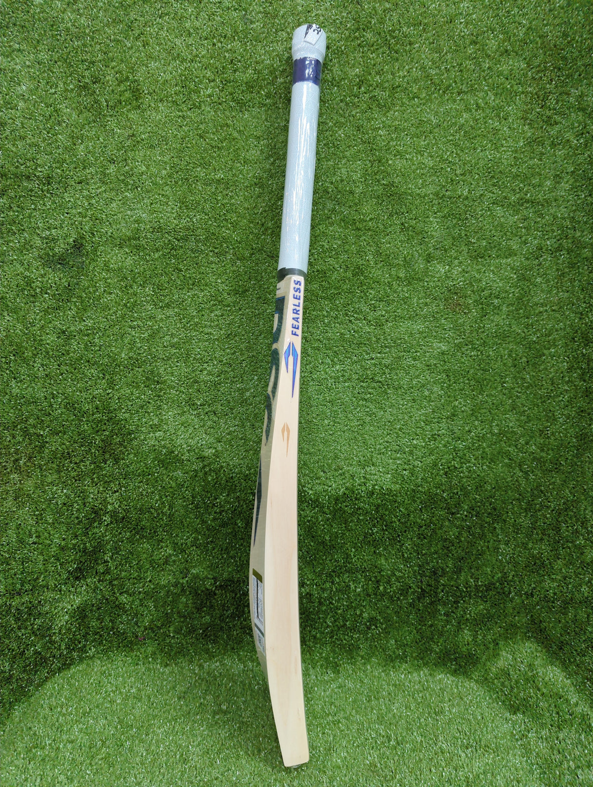 DSC Blu Maverick Adult English Willow Cricket Bat DSC